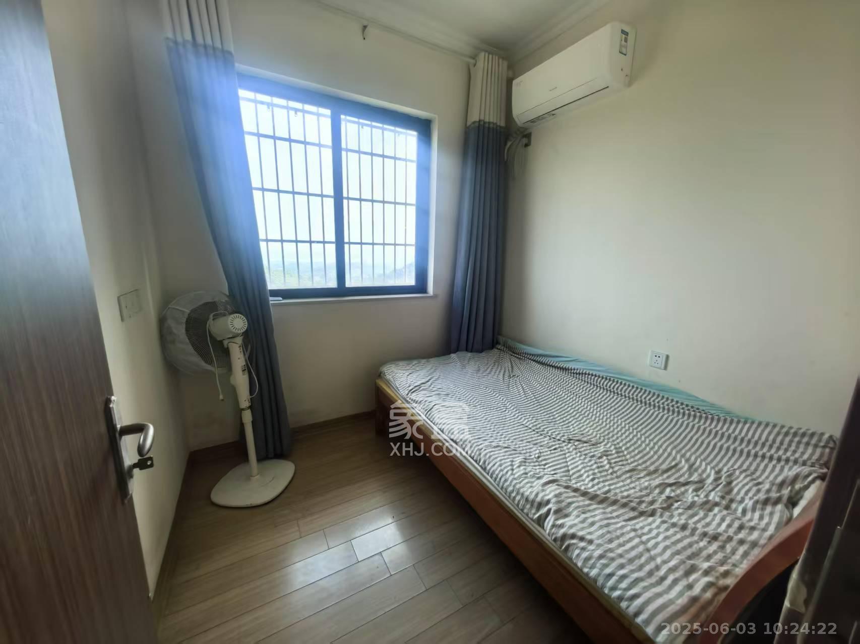 碧桂园  3室2厅1卫   1500.00元/月室内图