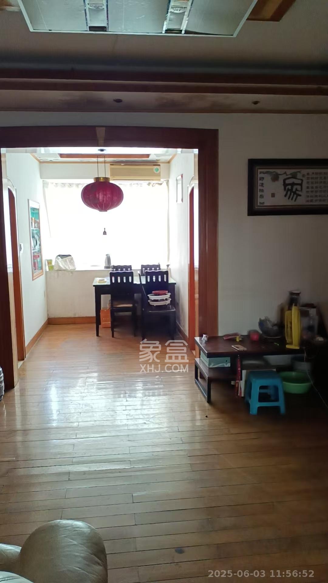 三角塘小区 2室2厅1卫 27.0万 三角塘小区 2室2厅1卫 27.0万室内图