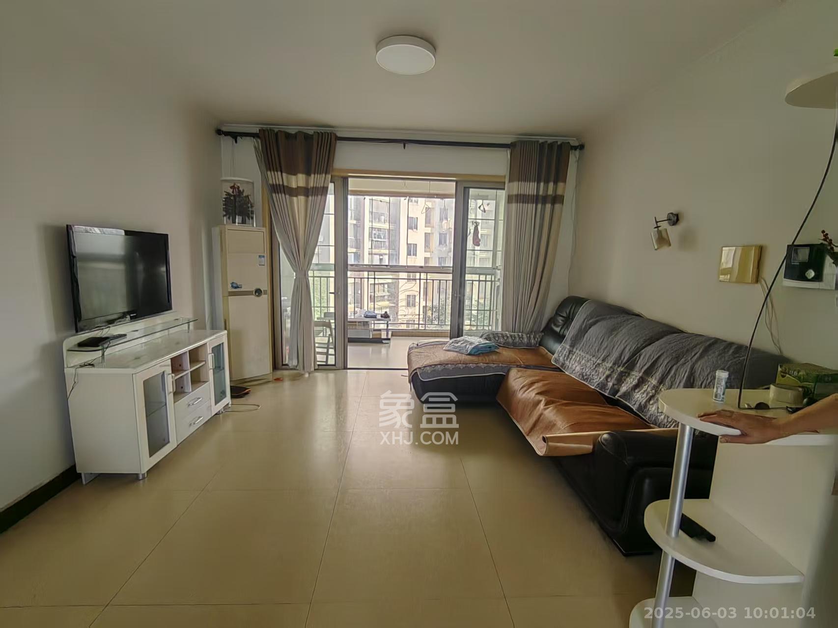 长沙玫瑰园 3室2厅2卫 2000.0元/月 长沙玫瑰园 3室2厅2卫 2000.0元/月室内图