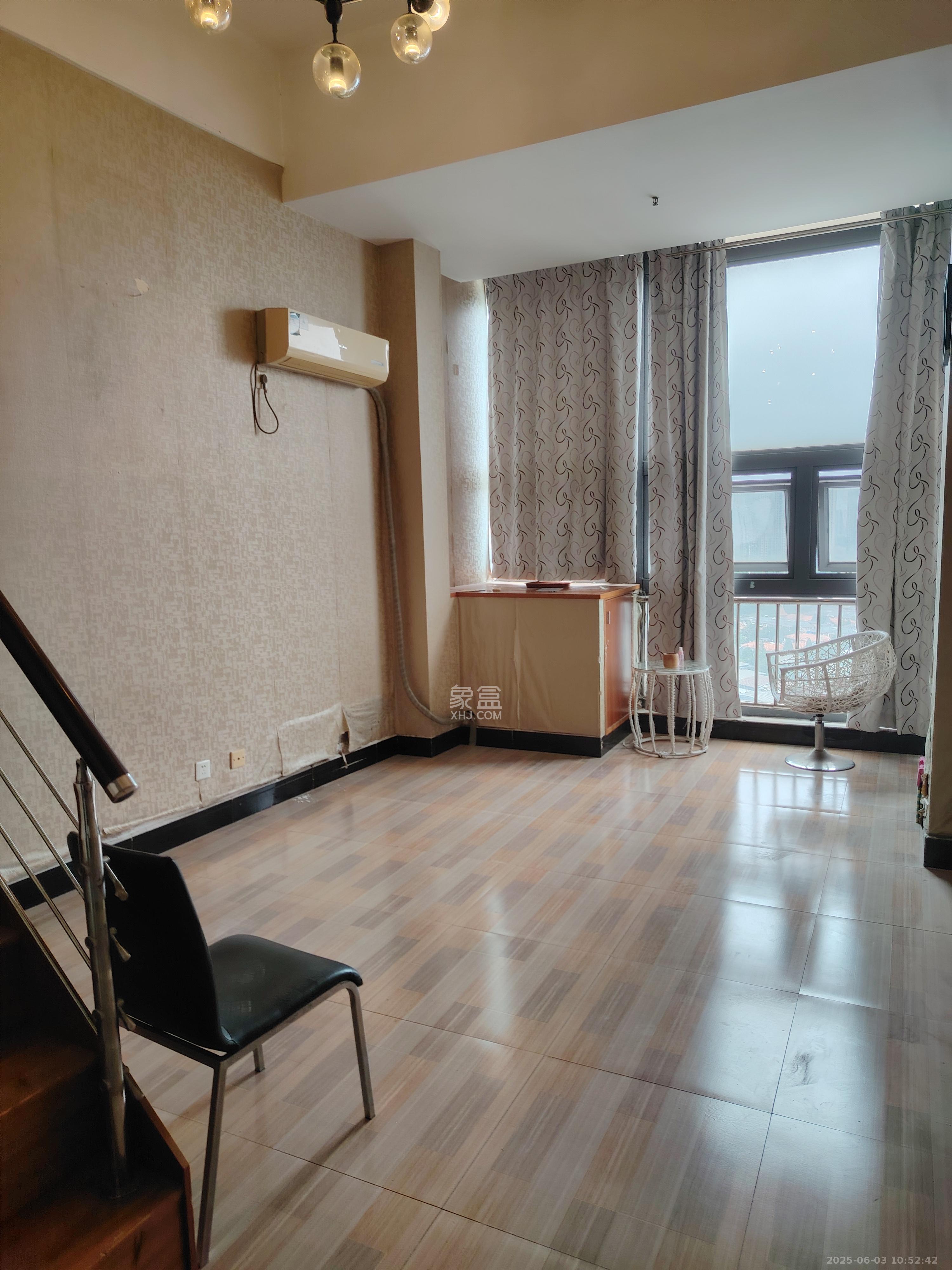 年华世嘉酒店(原:延年世嘉酒店) 1室1厅1卫 1800.0元/月 年华世嘉酒店(原:延年世嘉酒店) 1室1厅1卫 1800.0元/月室内图