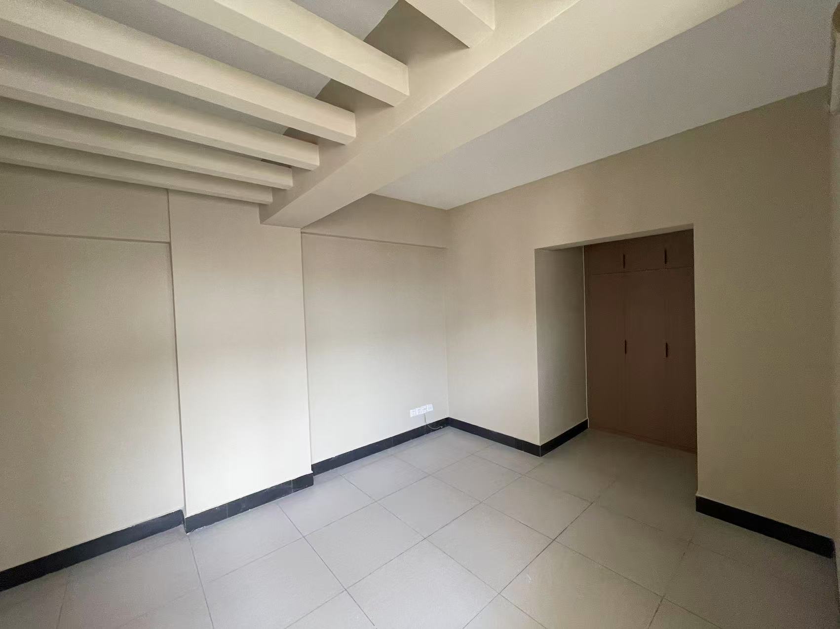 蓝海银座 3室2厅3卫 3600.0元/月 蓝海银座 3室2厅3卫 3600.0元/月室内图