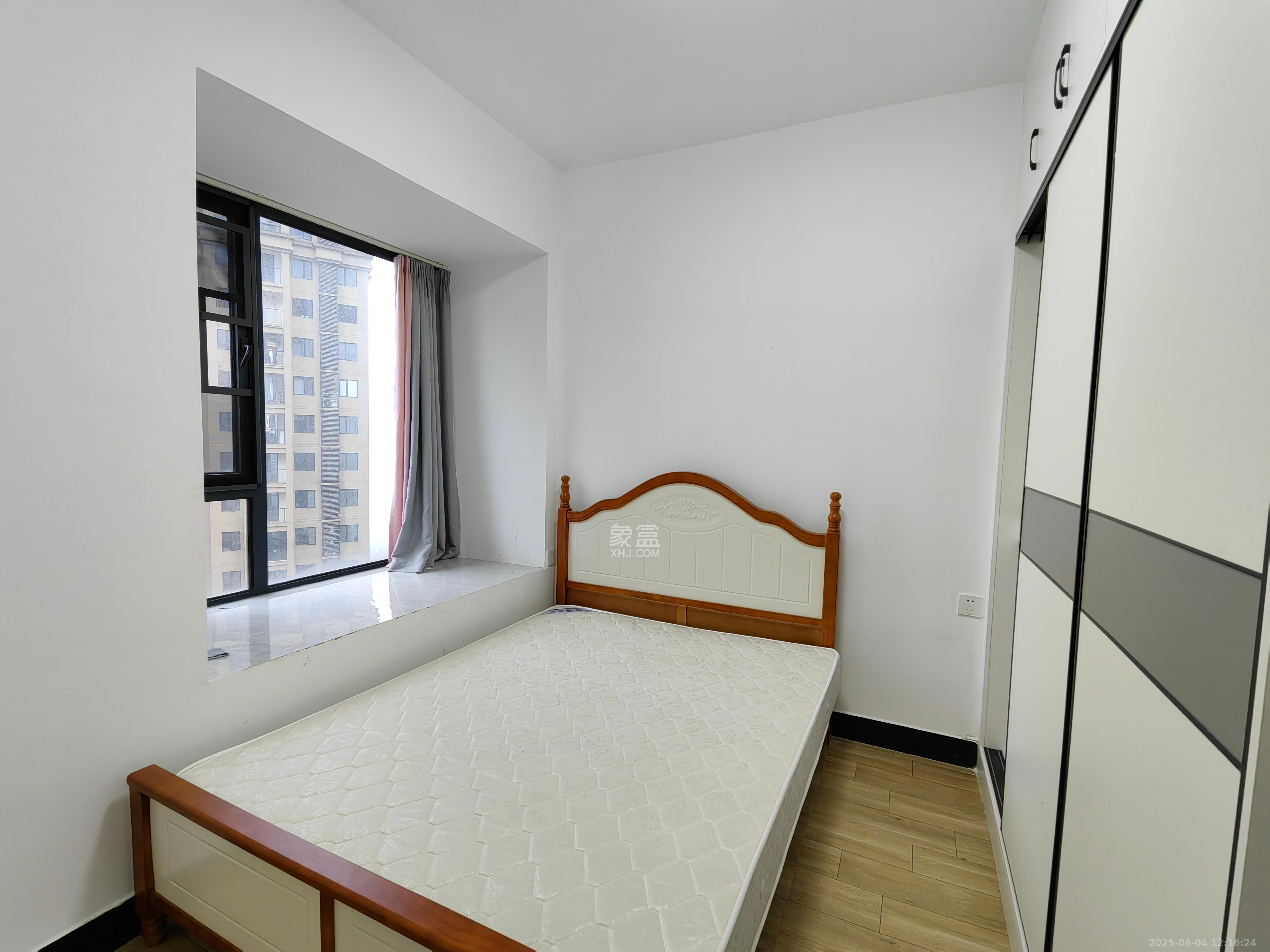 中建梅溪湖中心  3室2厅1卫   3100.00元/月室内图