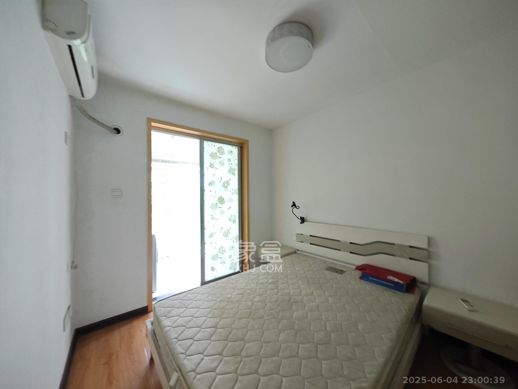 景环小区 2室1厅2卫 42.0万 景环小区 2室1厅2卫 42.0万卧室