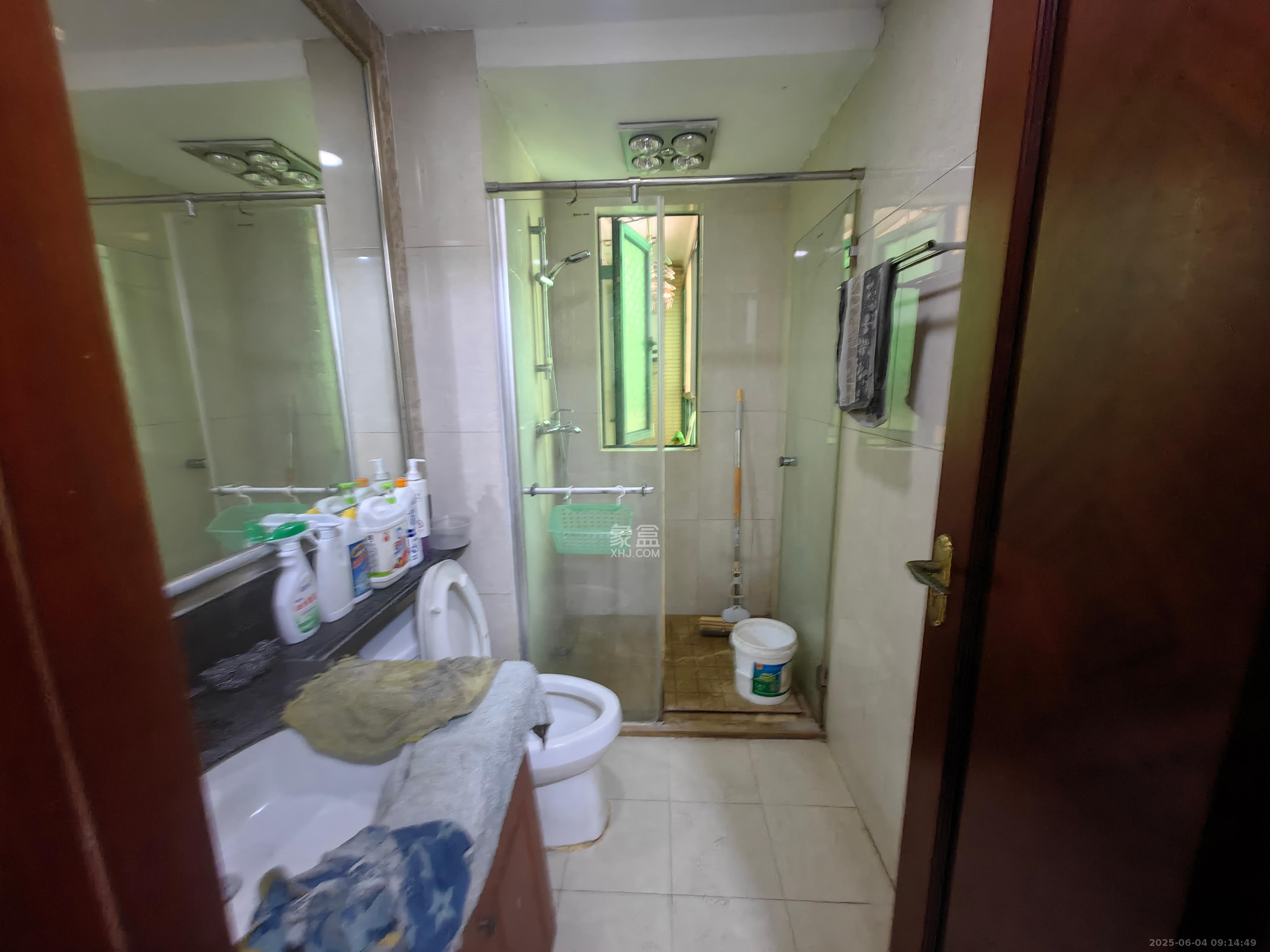 恒大名都 4室2厅2卫 2200.0元/月 恒大名都 4室2厅2卫 2200.0元/月室内图