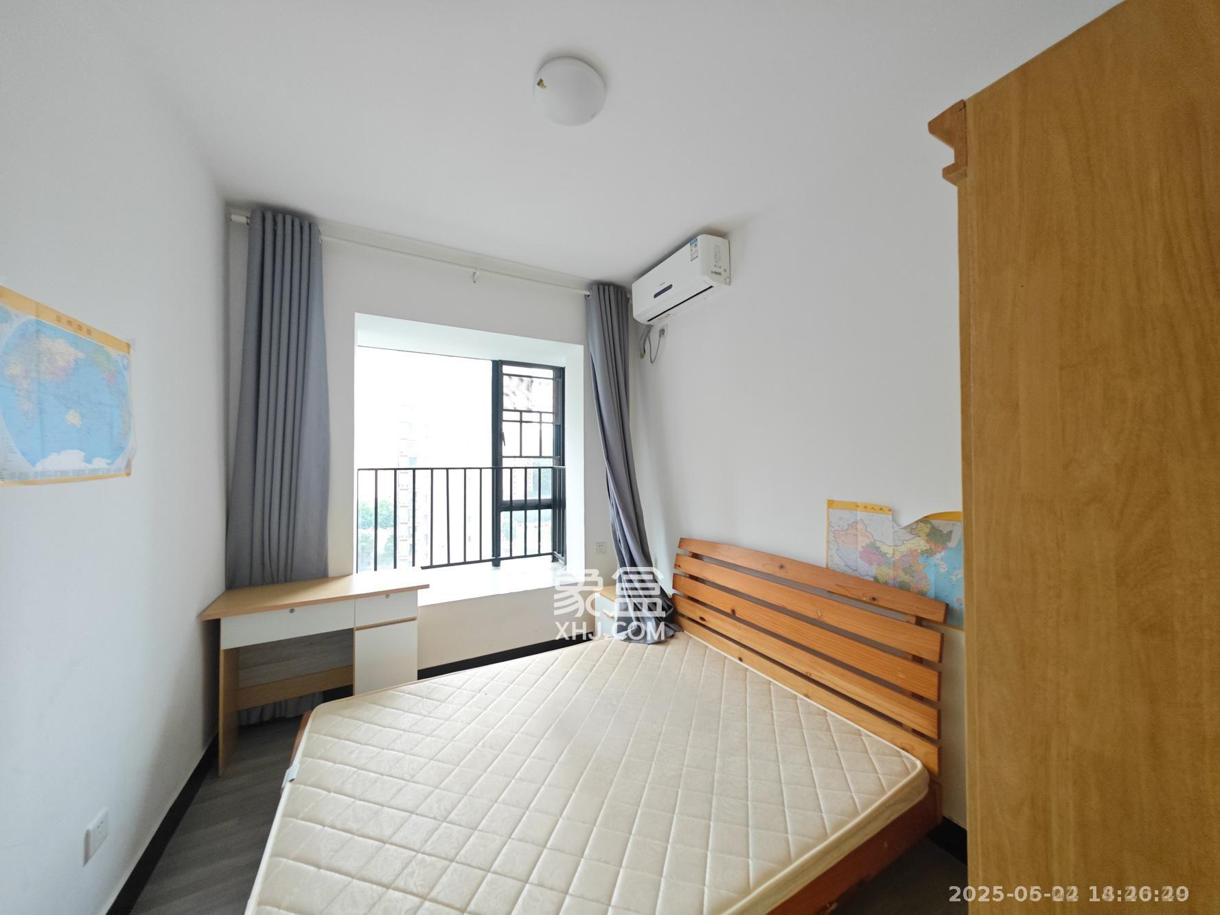 中建嘉和城  4室2厅1卫    2200.0元/月室内图