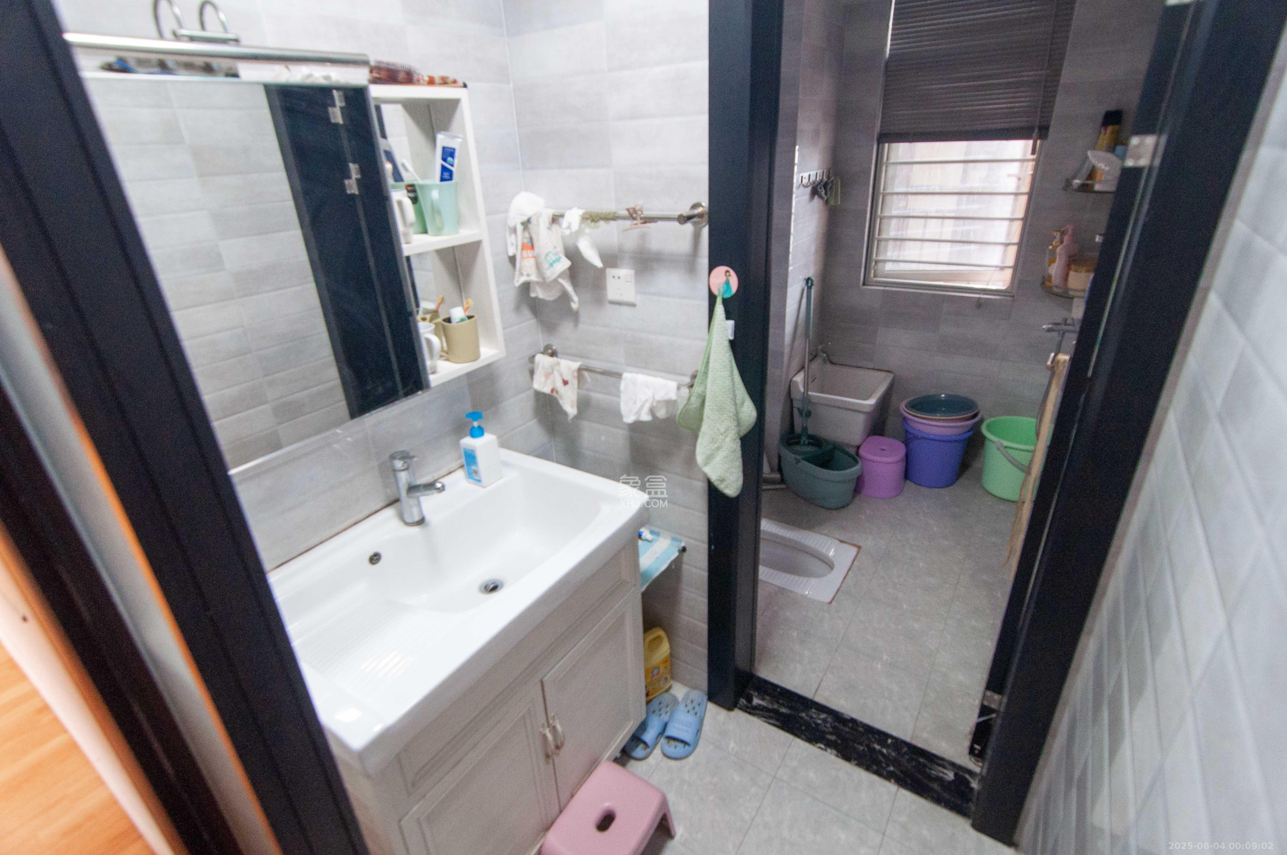 梅溪湖金茂悦(金悦雅苑)  3室2厅2卫    149.0万 梅溪湖金茂悦(金悦雅苑)  3室2厅2卫    149.0万卫生间