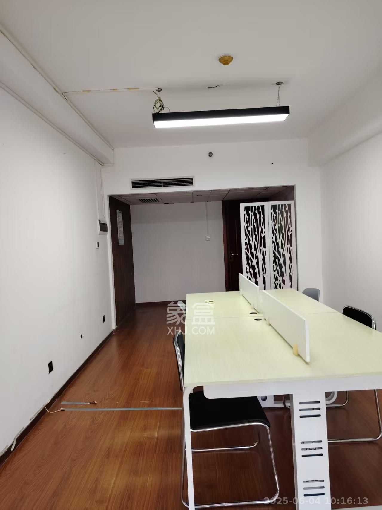 中建芙蓉工社 1室1厅1卫 1500.0元/月 中建芙蓉工社 1室1厅1卫 1500.0元/月室内图