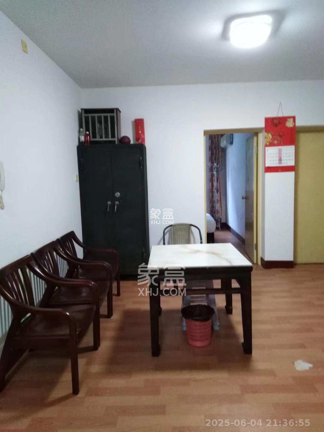 阳明山庄  3室2厅2卫    1700.0元/月 阳明山庄  3室2厅2卫    1700.0元/月室内图