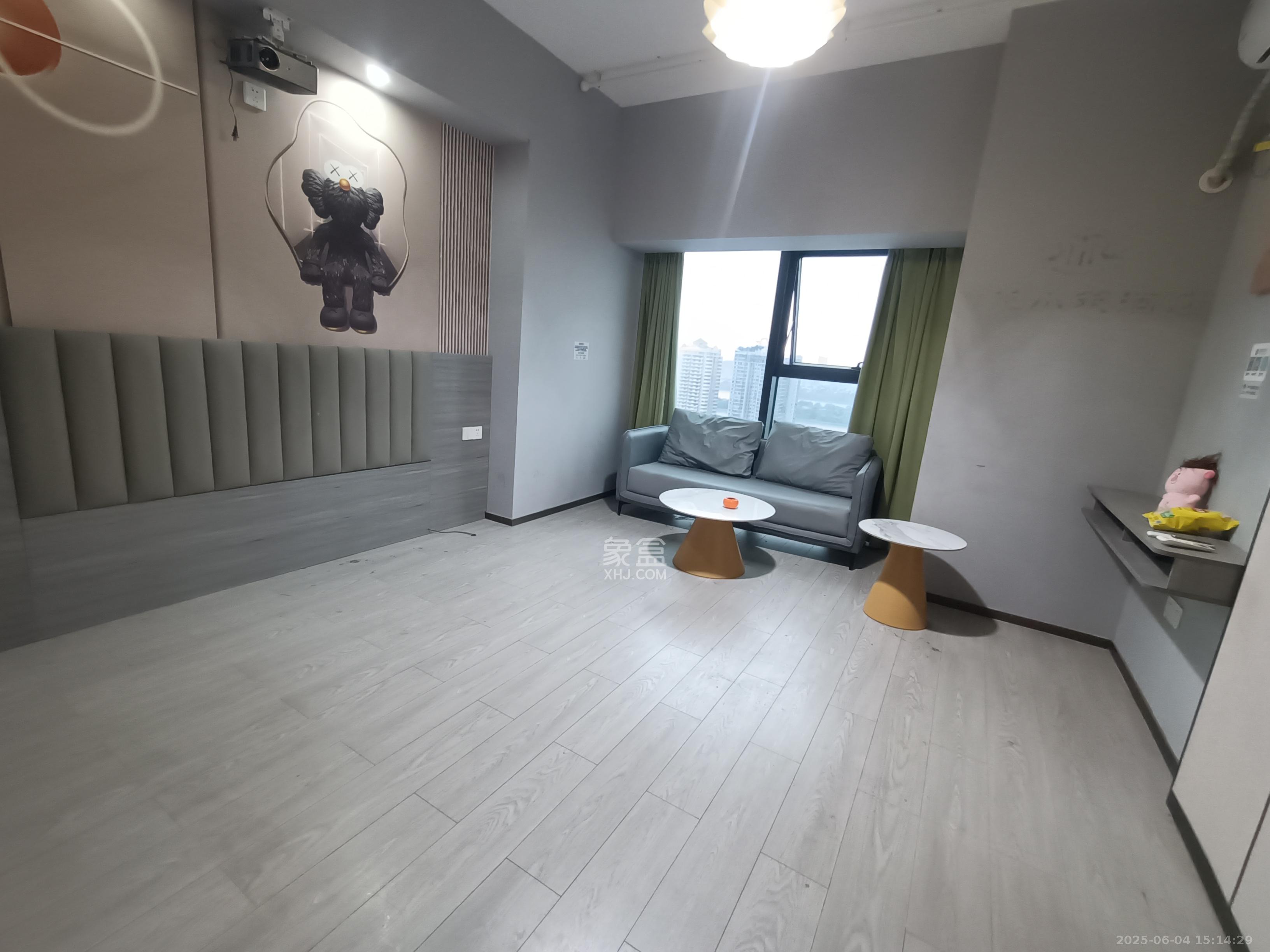 华润置地中心  1室1厅1卫   2300.00元/月室内图