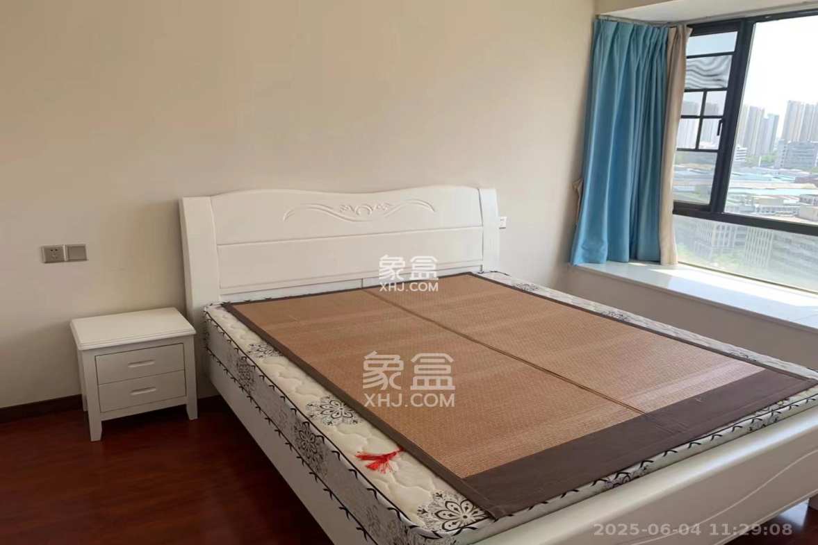 汇金城/嘉华城(二期、三期)  3室2厅2卫    2700.0元/月 汇金城/嘉华城(二期、三期)  3室2厅2卫    2700.0元/月室内图