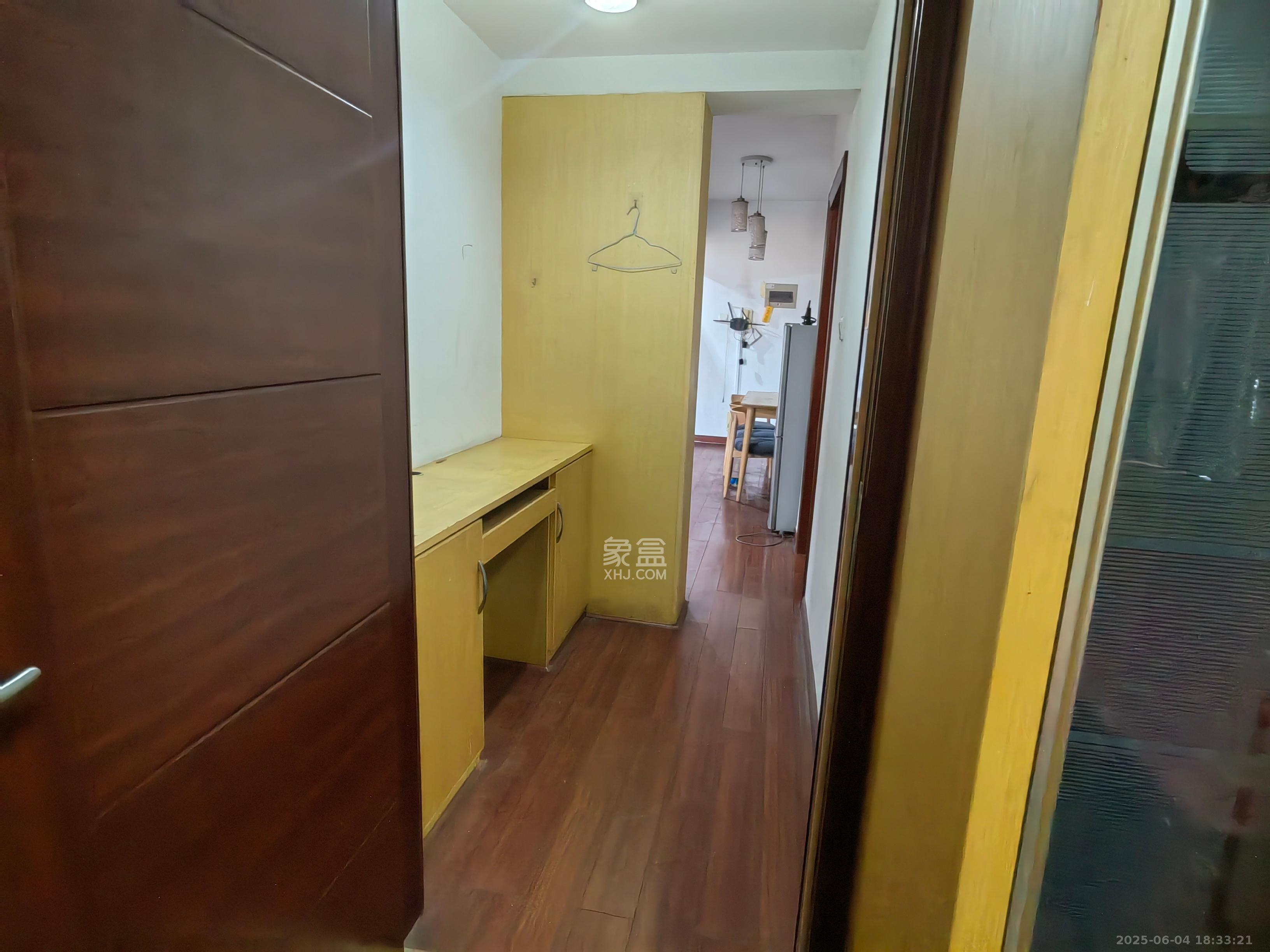 东玺门 2室2厅1卫 2500.0元/月 东玺门 2室2厅1卫 2500.0元/月室内图