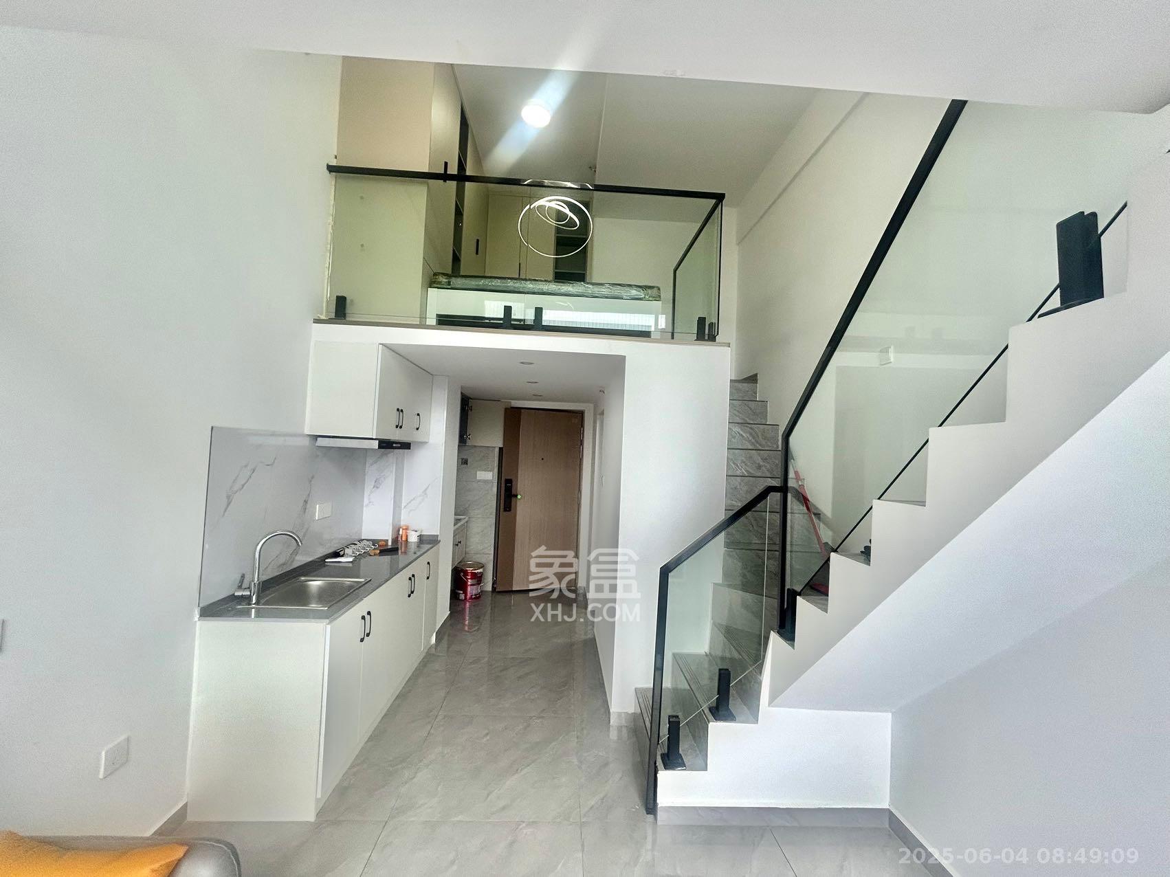 力高凤凰新天 1室0厅0卫 1900.0元/月 力高凤凰新天 1室0厅0卫 1900.0元/月室内图