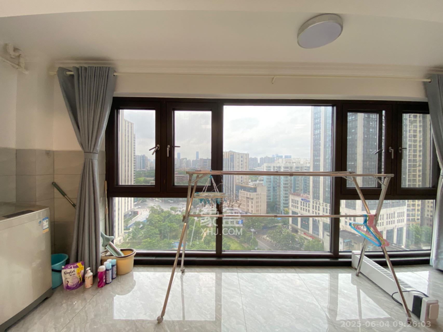 建发中央公园(建发美地) 3室2厅2卫 3700.0元/月 建发中央公园(建发美地) 3室2厅2卫 3700.0元/月室内图