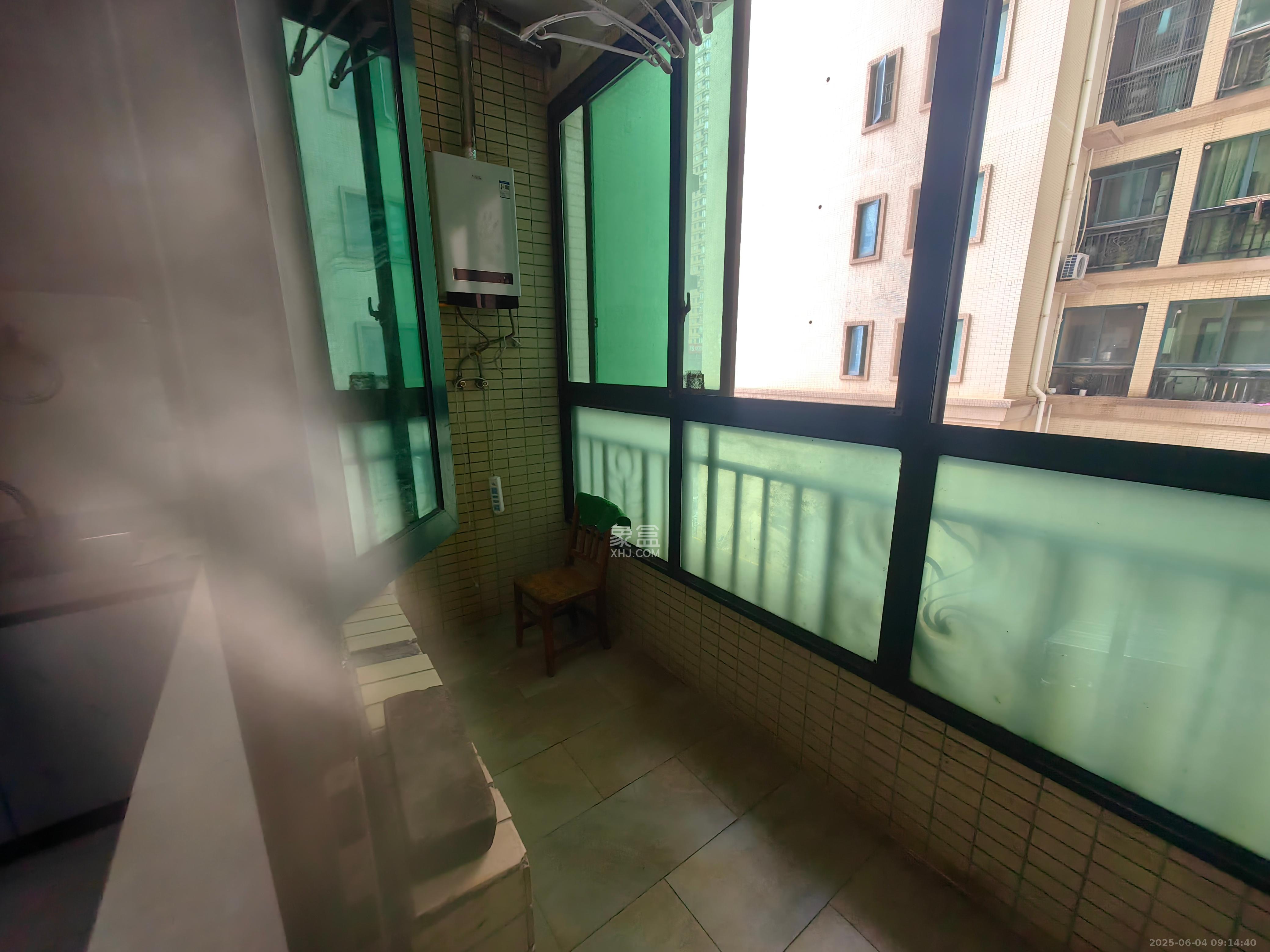 恒大名都 4室2厅2卫 2200.0元/月 恒大名都 4室2厅2卫 2200.0元/月室内图