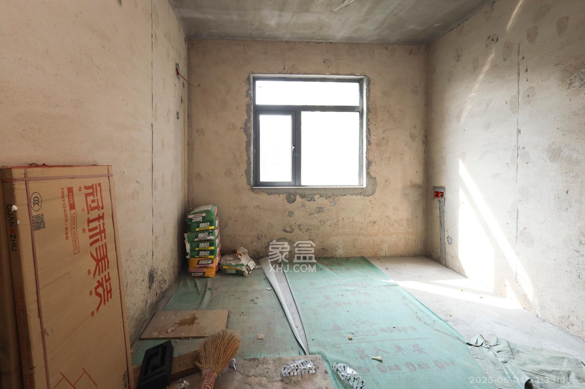 锦顺宸樾府  3室2厅2卫    90.0万 锦顺宸樾府  3室2厅2卫    90.0万卧室