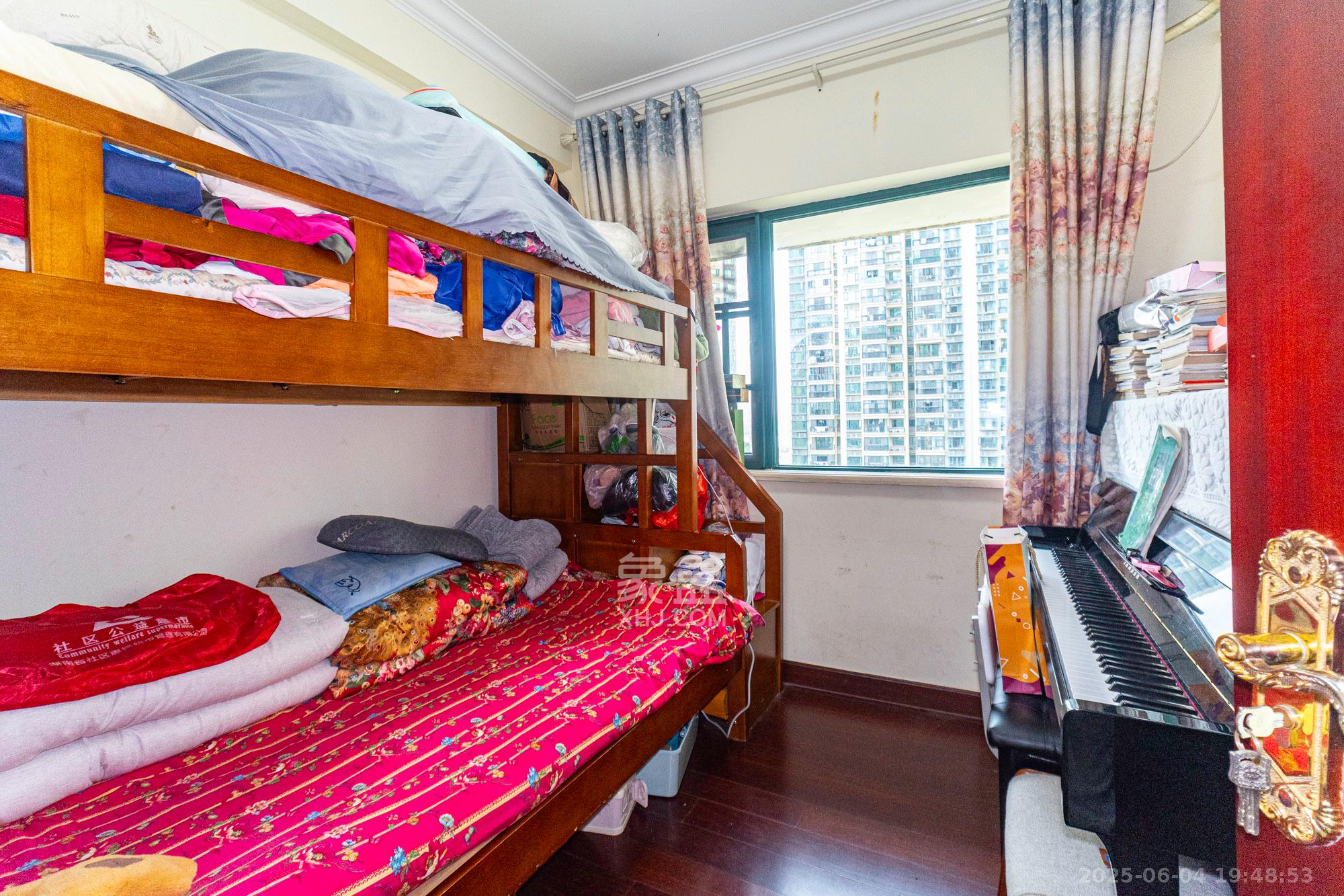 恒大翡翠华庭  3室2厅1卫    79.8万 恒大翡翠华庭  3室2厅1卫    79.8万卫生间