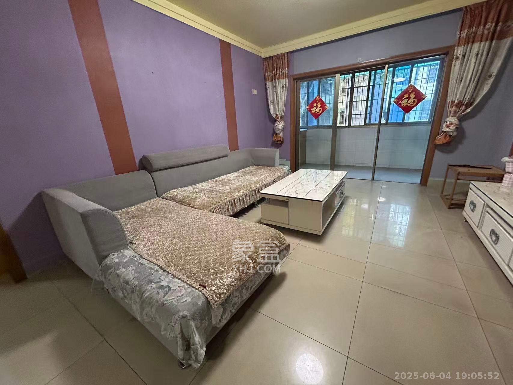 东南明苑 2室2厅1卫 2100.0元/月 东南明苑 2室2厅1卫 2100.0元/月室内图