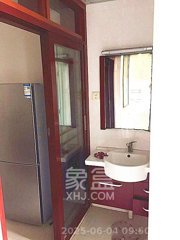 德润园 3室2厅1卫 2000.0元/月 德润园 3室2厅1卫 2000.0元/月室内图