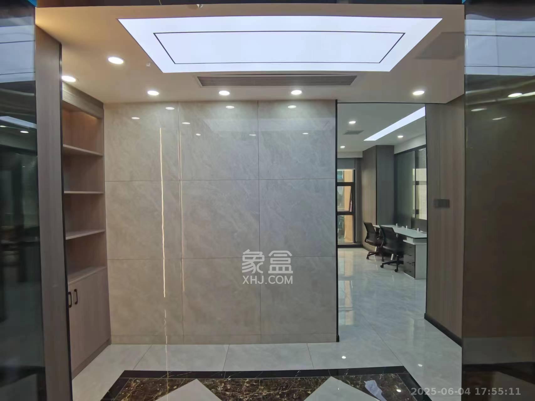 御溪国际  3室1厅1卫   4800.00元/月