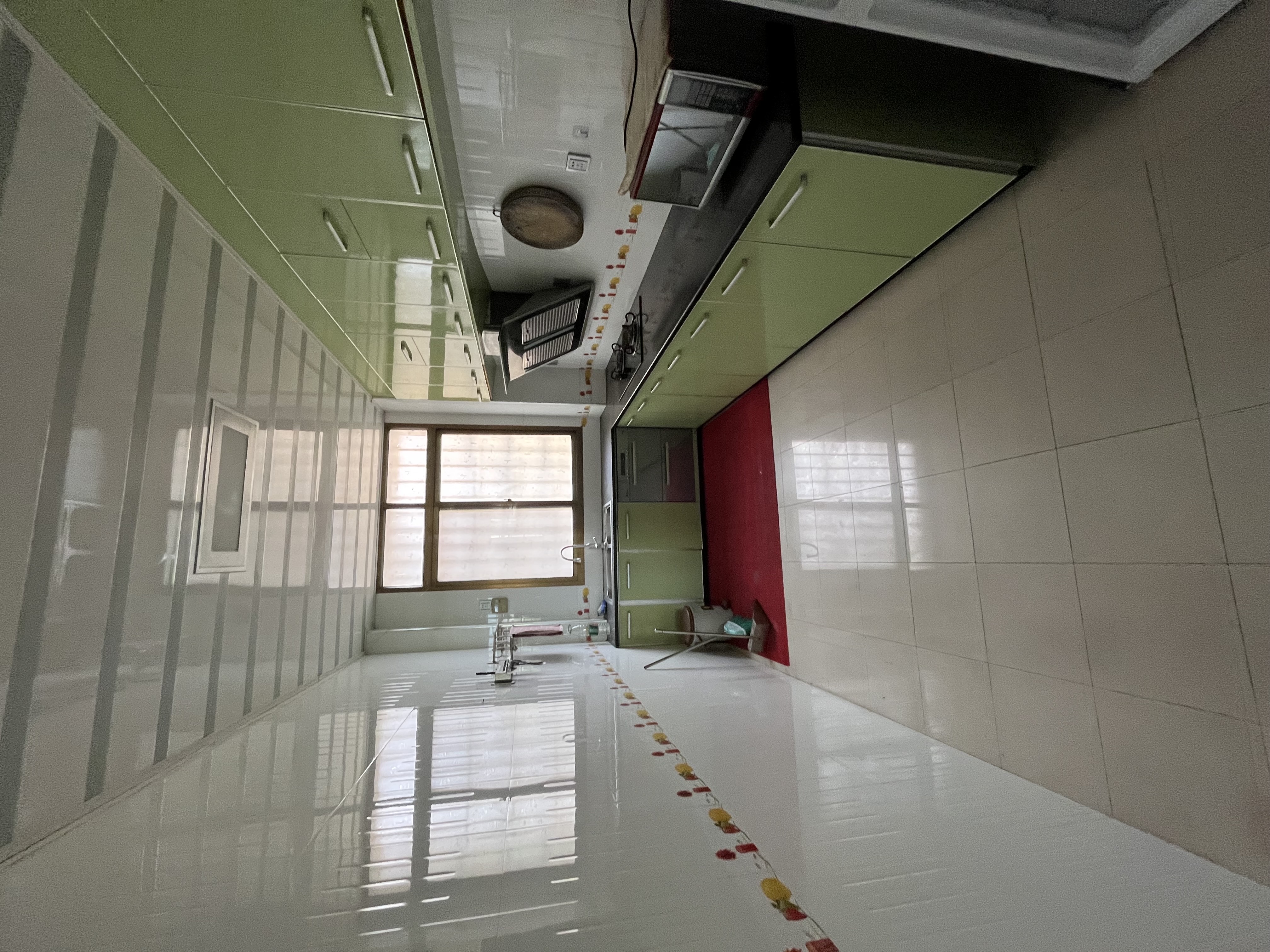 盐业局 1室0厅0卫 1200.0元/月 盐业局 1室0厅0卫 1200.0元/月室内图