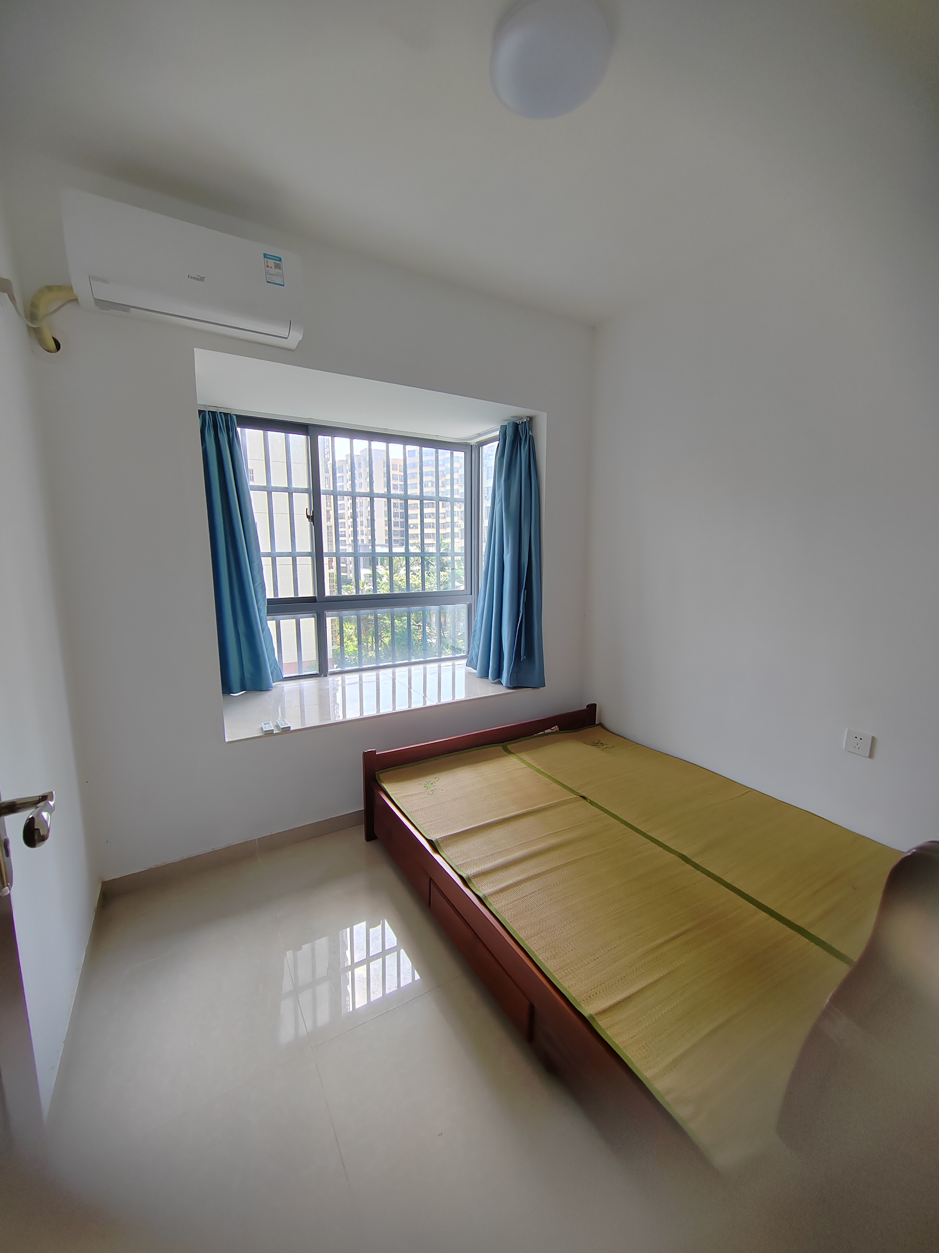坡巷雅苑  2室2厅1卫   2100.00元/月室内图
