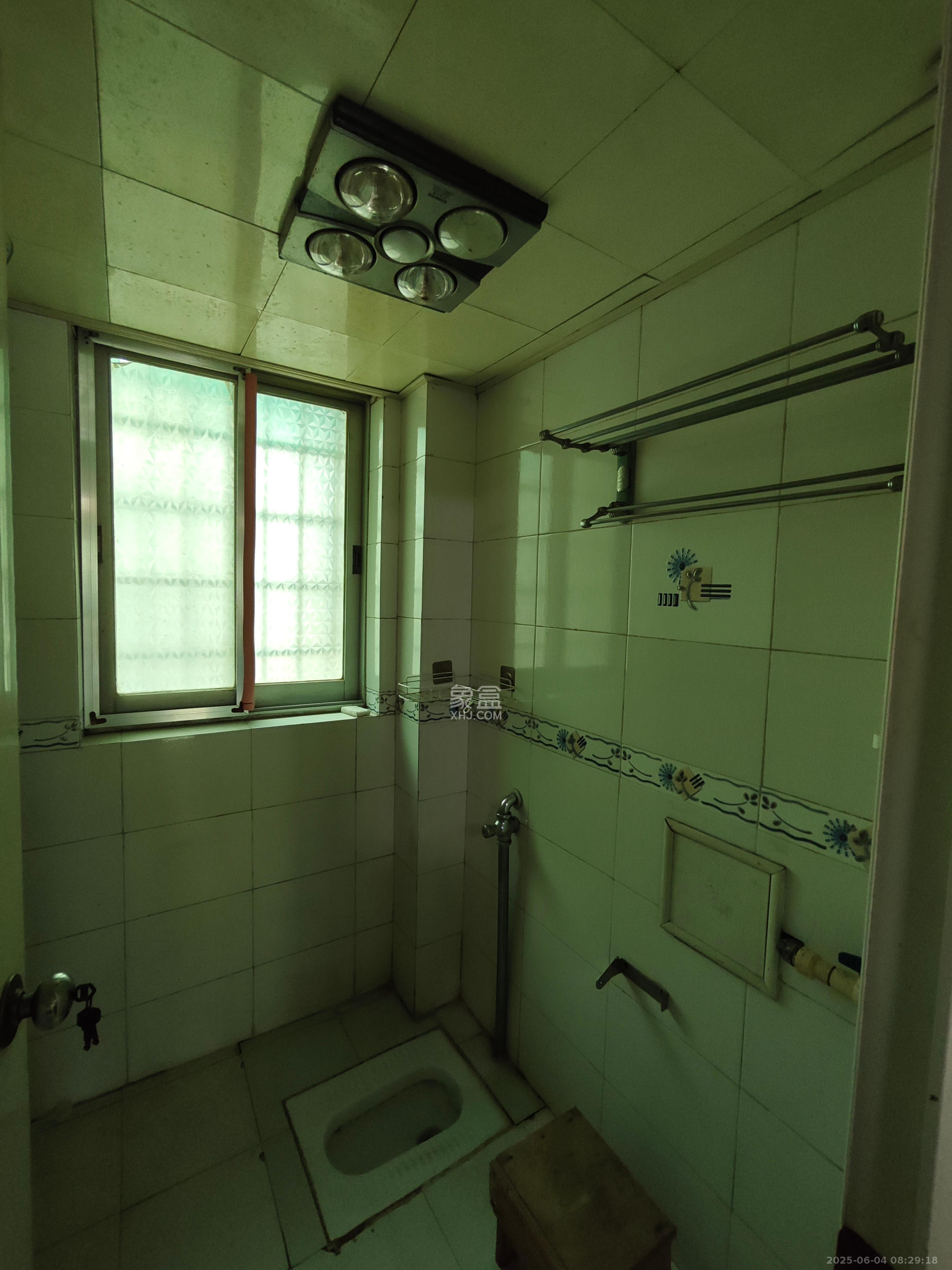 广福园  3室2厅2卫    1800.0元/月 广福园  3室2厅2卫    1800.0元/月室内图