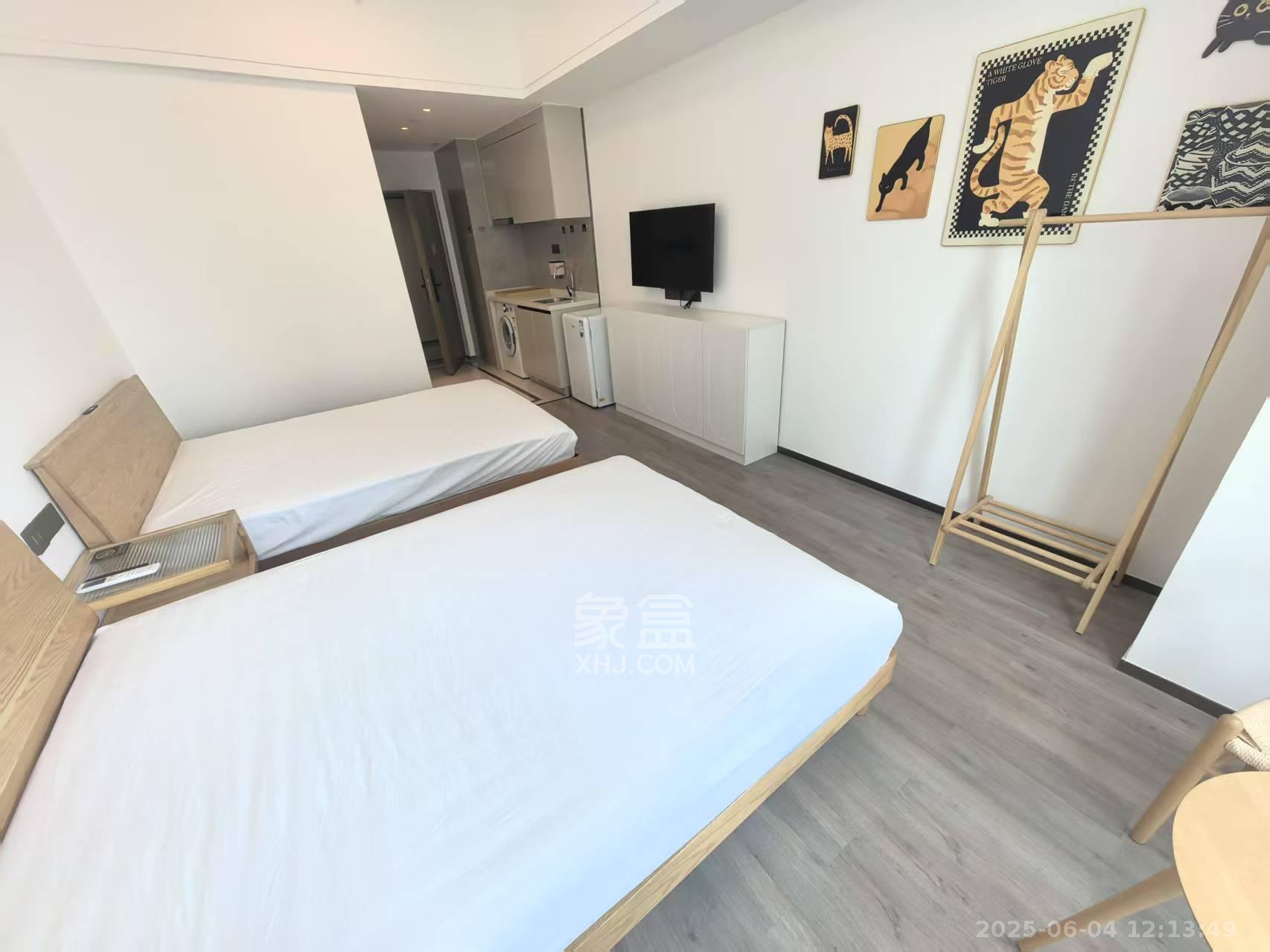 中建宝铂公馆  1室1厅1卫   1900.00元/月室内图