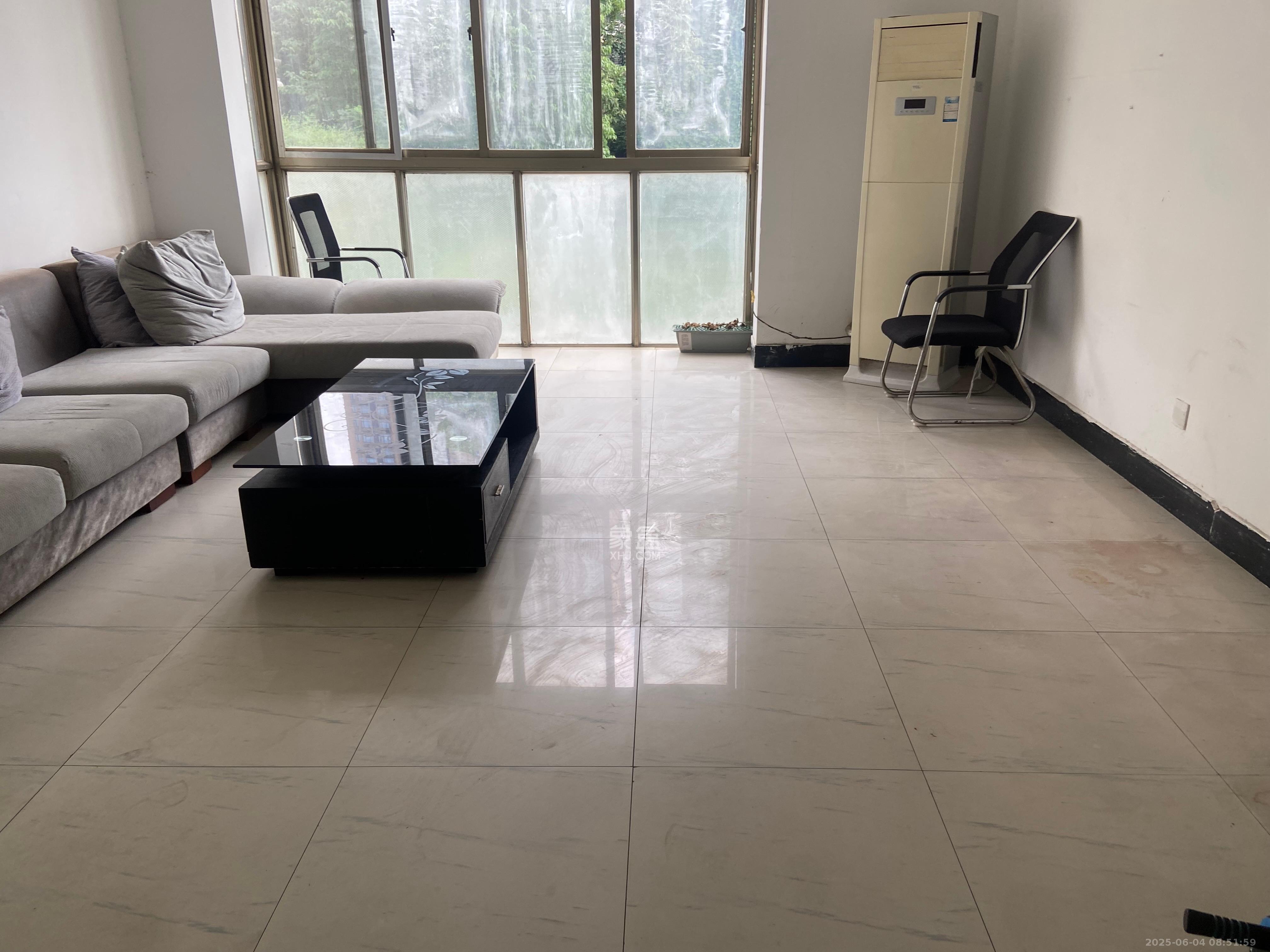 白沙家园(白沙欣苑) 4室2厅1卫 3600.0元/月 白沙家园(白沙欣苑) 4室2厅1卫 3600.0元/月室内图