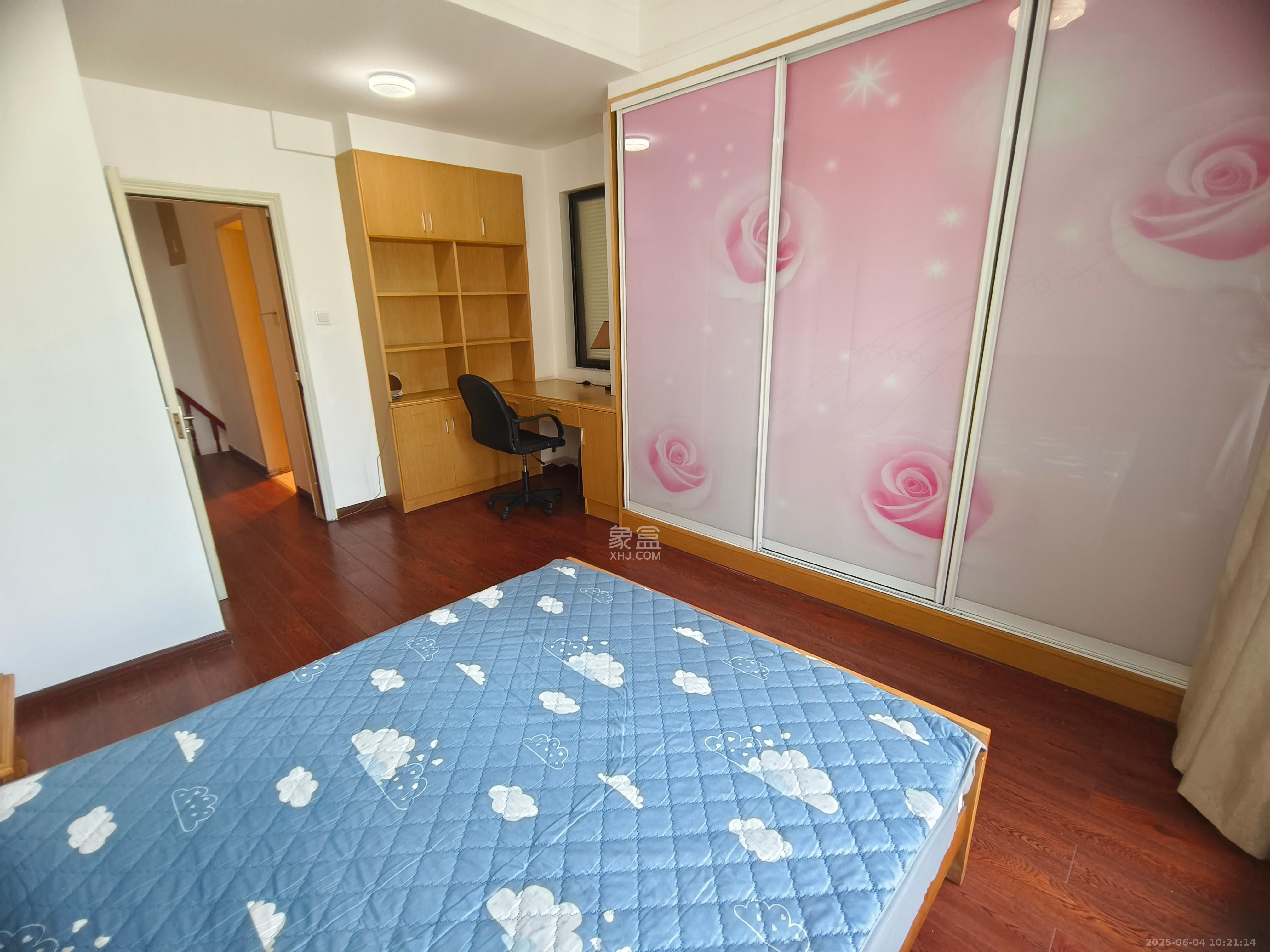 郡原广场  1室1厅1卫   2100.00元/月室内图