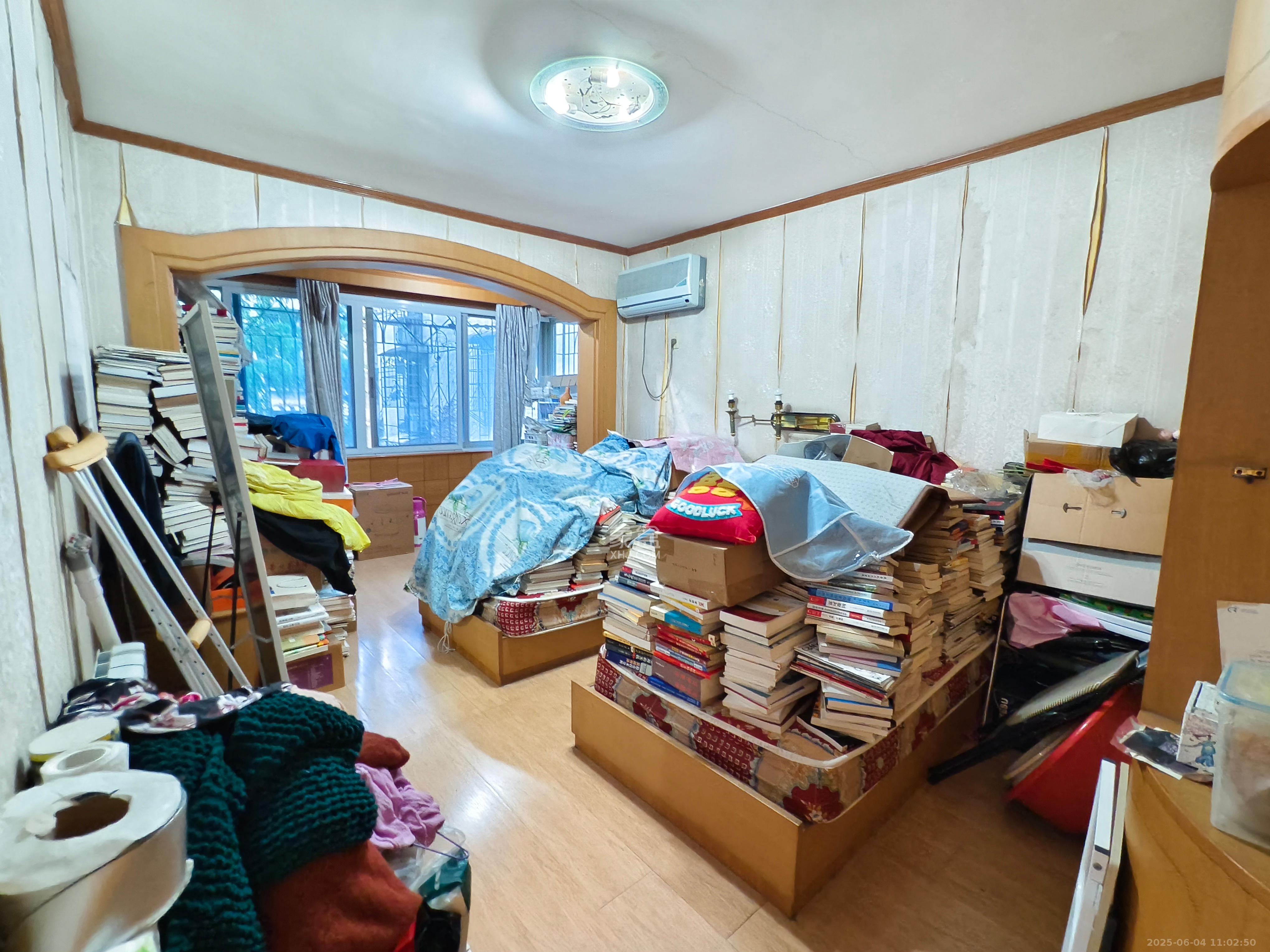 鸿园小区 5室2厅1卫 3200.0元/月 鸿园小区 5室2厅1卫 3200.0元/月室内图