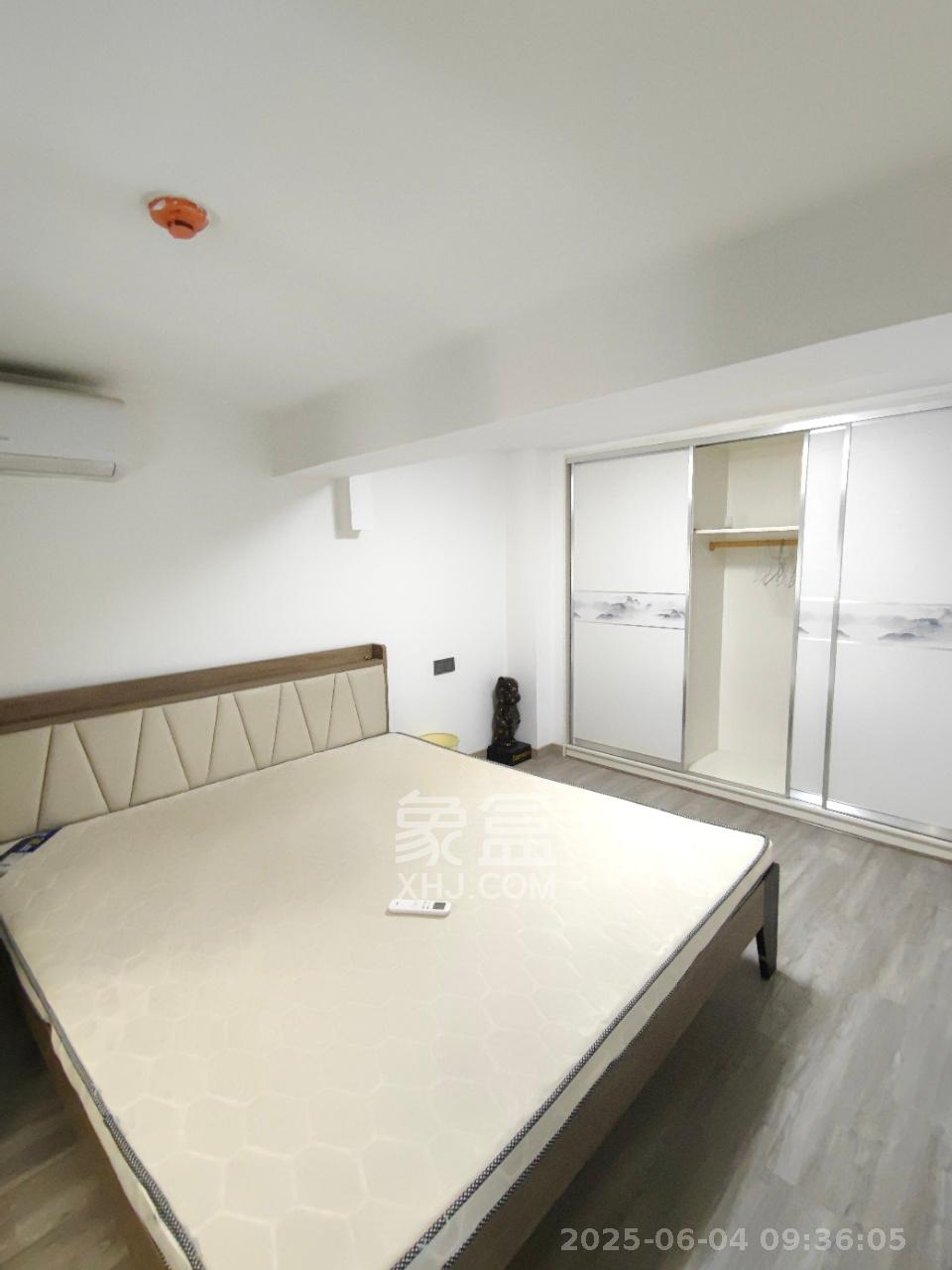 才子城  3室2厅2卫   1500.00元/月室内图