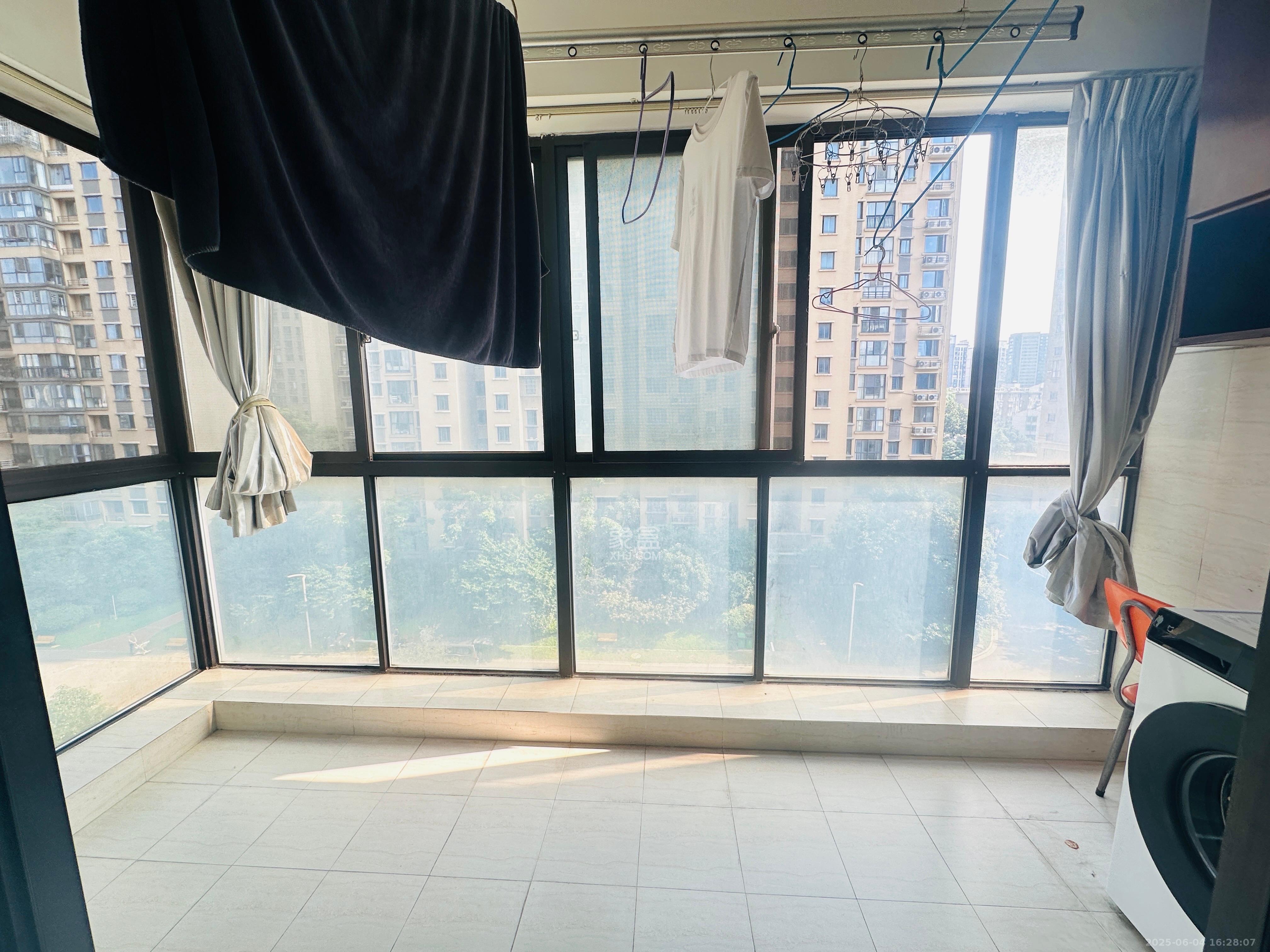 文景领秀 3室1厅1卫 2200.0元/月 文景领秀 3室1厅1卫 2200.0元/月室内图