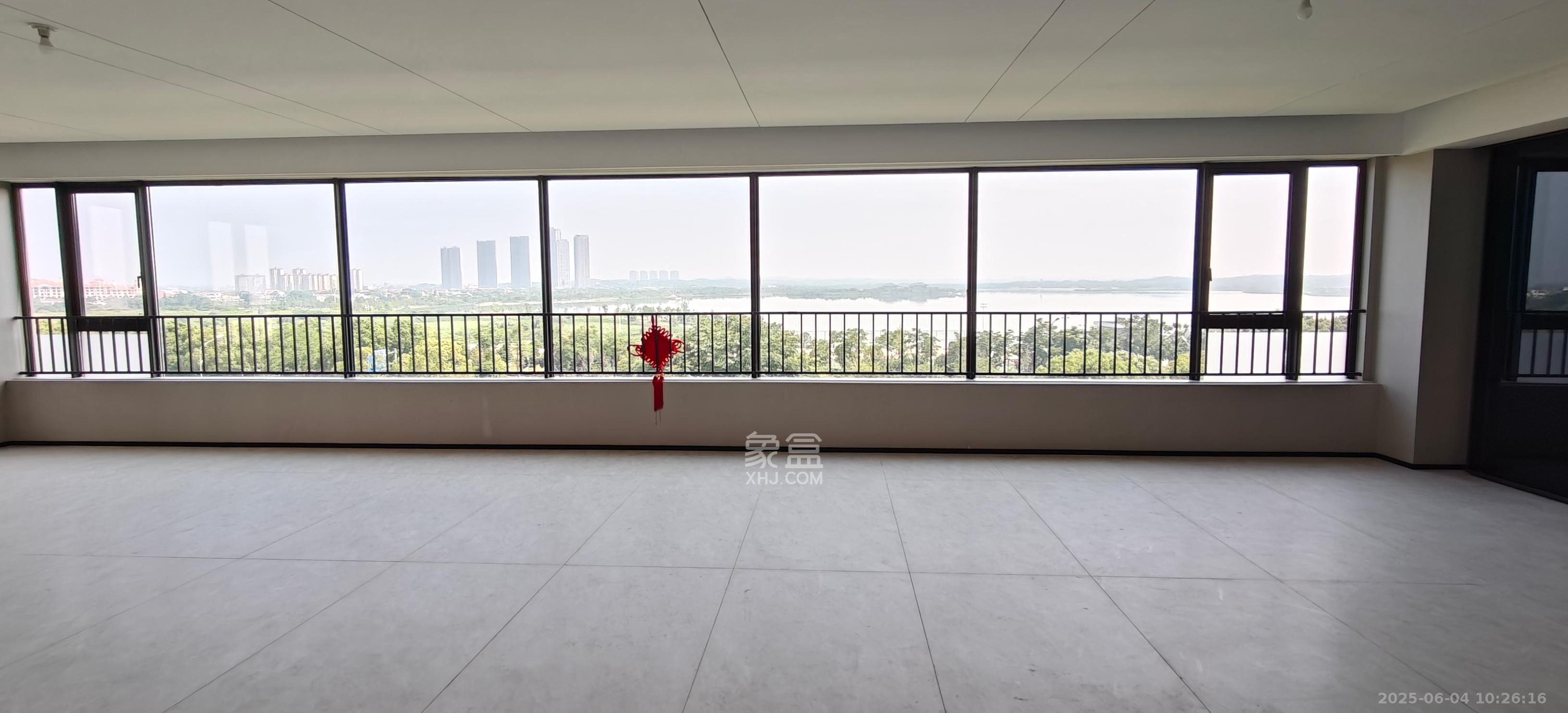 万科松湖天地  1室0厅0卫   8000.00元/月