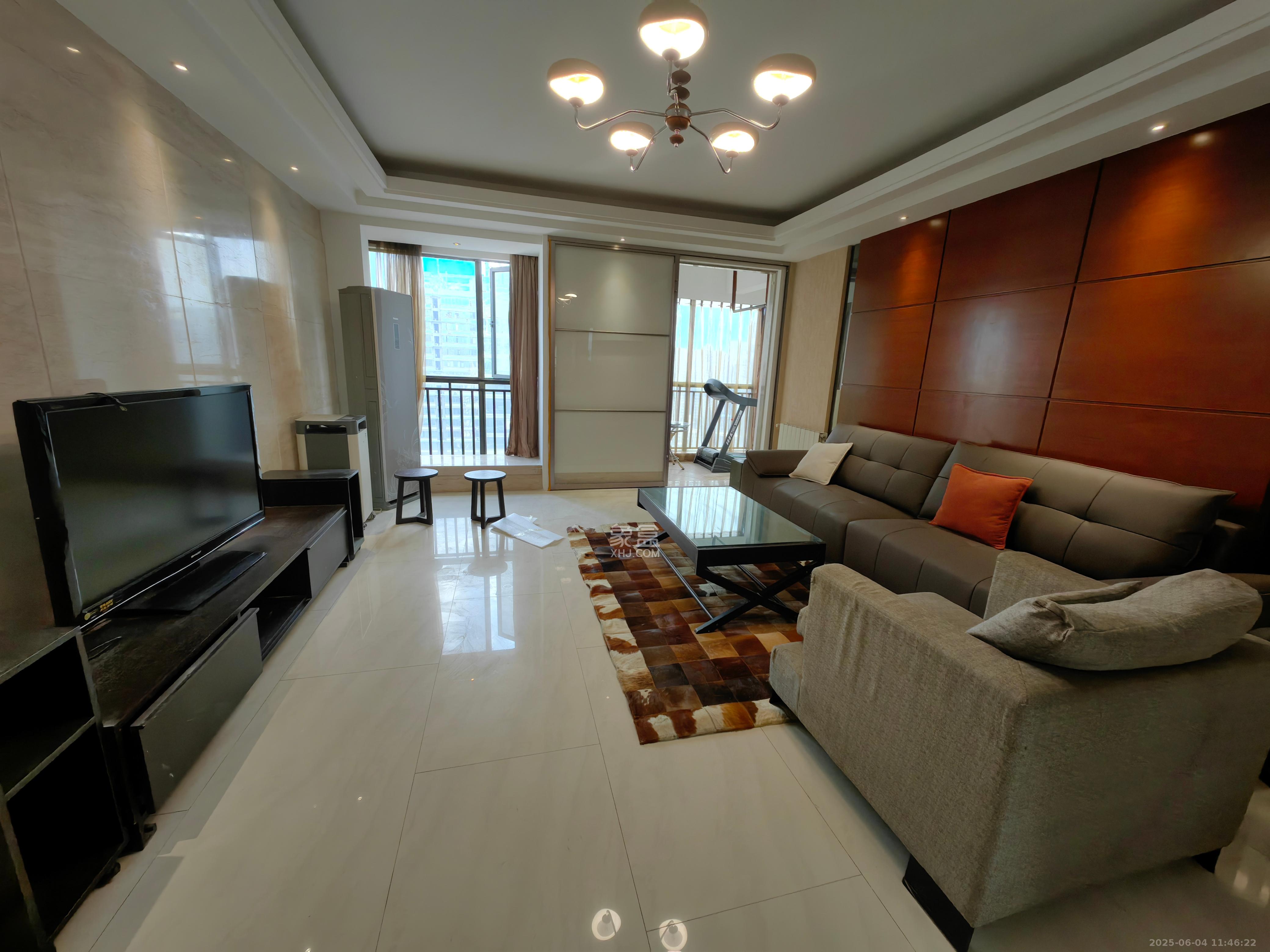 五一大道202(中环壹世界) 3室2厅2卫 4980.0元/月 五一大道202(中环壹世界) 3室2厅2卫 4980.0元/月室内图