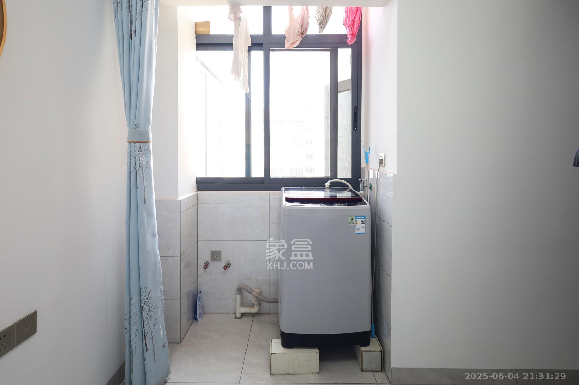 钱隆世家 3室2厅2卫 84.8万 钱隆世家 3室2厅2卫 84.8万卧室