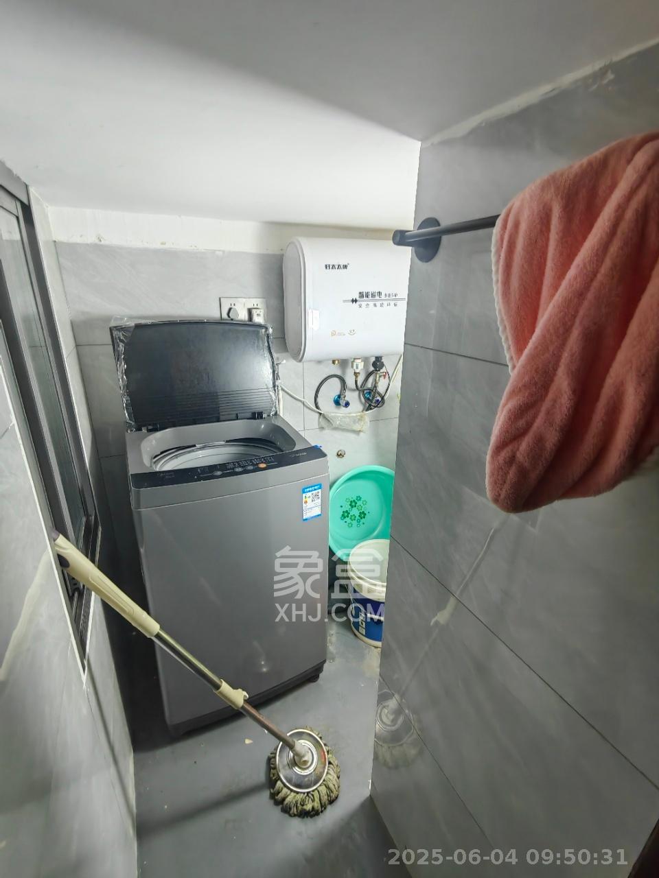 才子城  2室2厅1卫   1500.00元/月室内图
