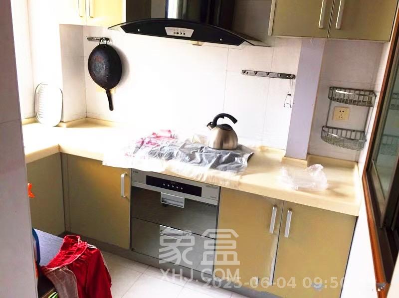 德润园 3室2厅1卫 2000.0元/月 德润园 3室2厅1卫 2000.0元/月室内图