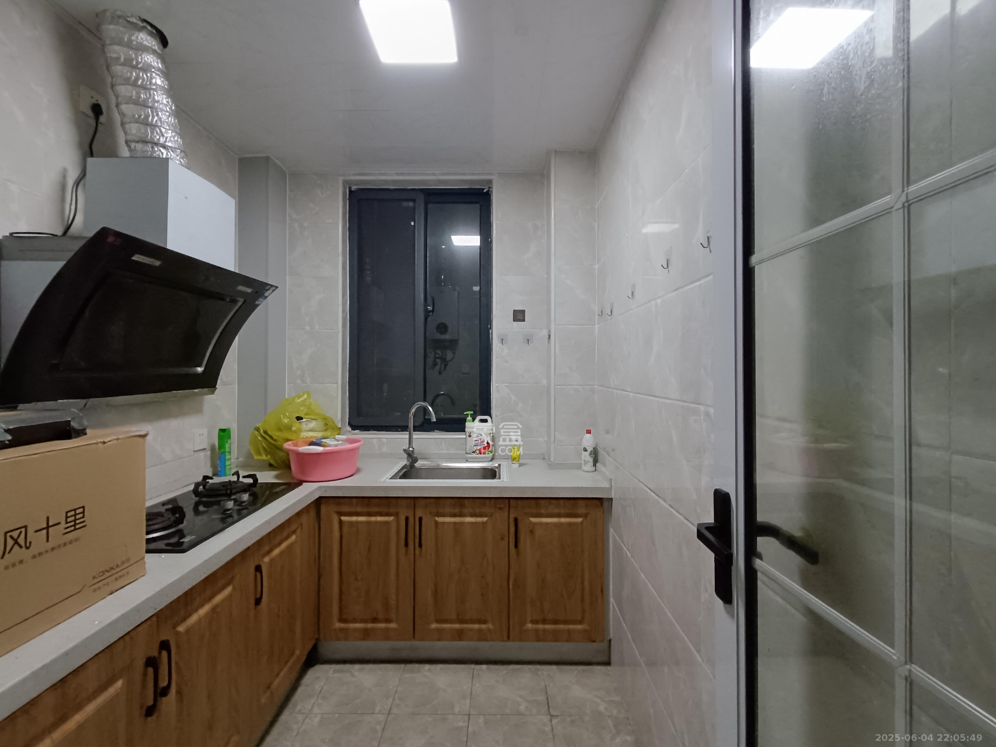 中建麓山和苑  2室2厅1卫   1800.00元/月室内图
