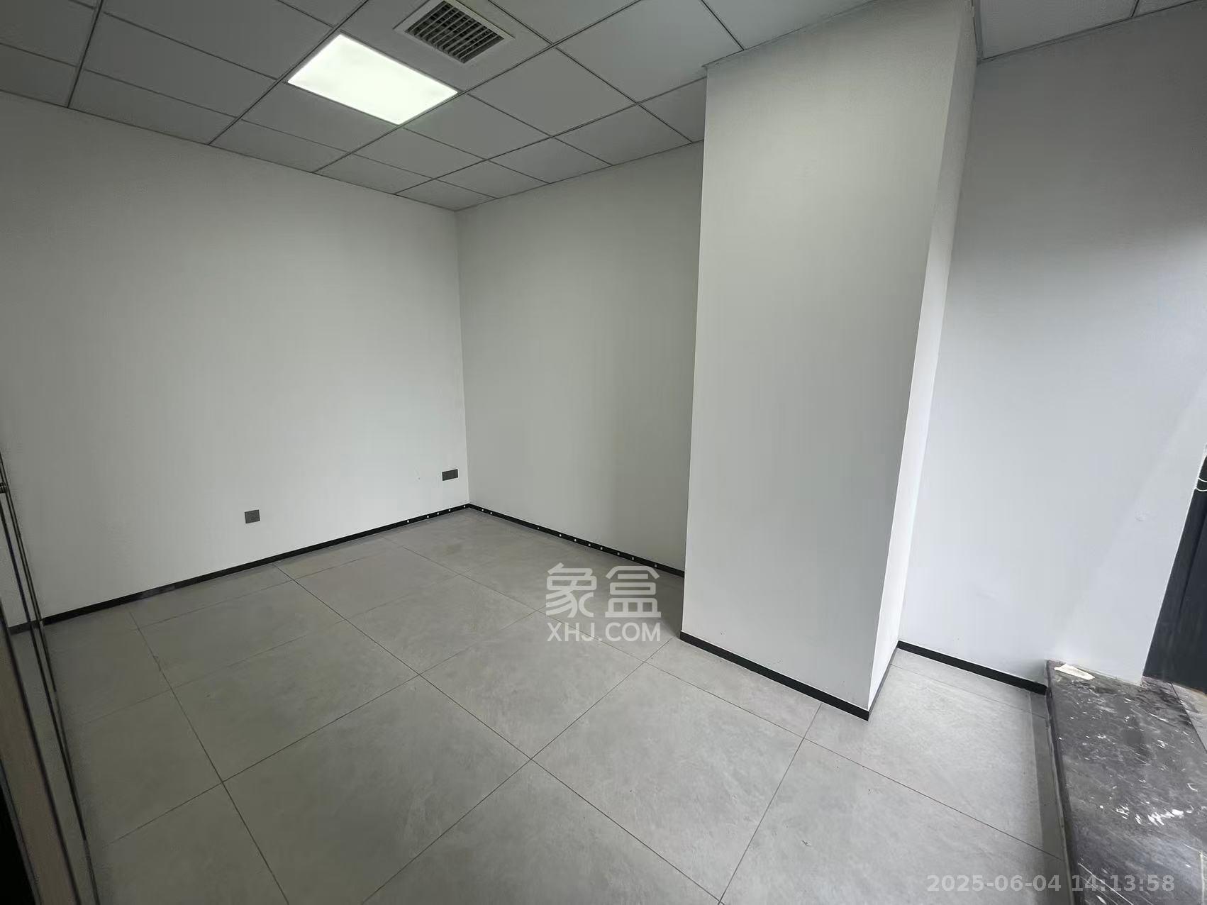 融科东南海   137.0㎡     5200.00元/月室内图