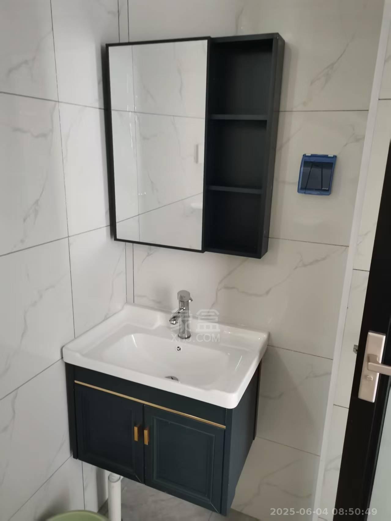 武广国际学苑 2室2厅1卫 2500.0元/月 武广国际学苑 2室2厅1卫 2500.0元/月室内图