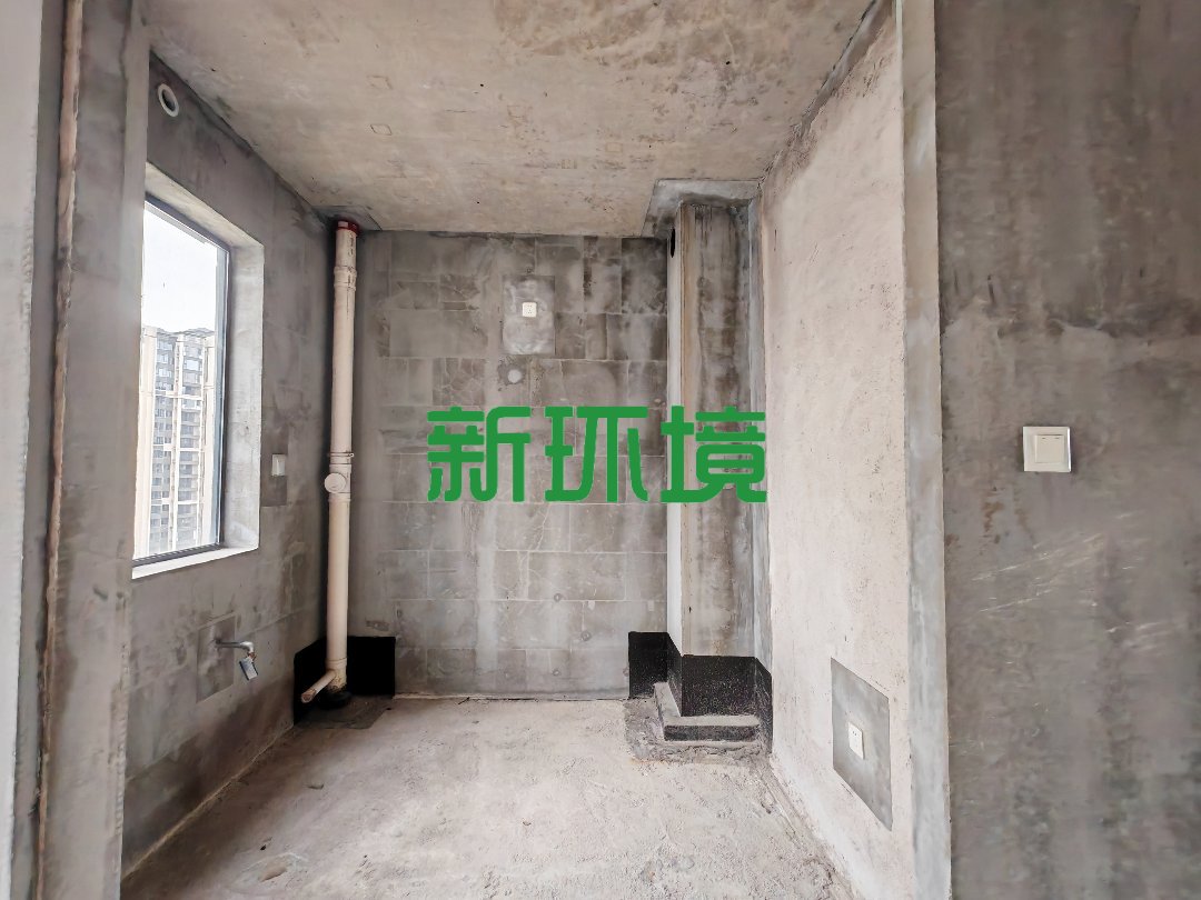 中建凤栖台  4室2厅2卫   55.60万客厅