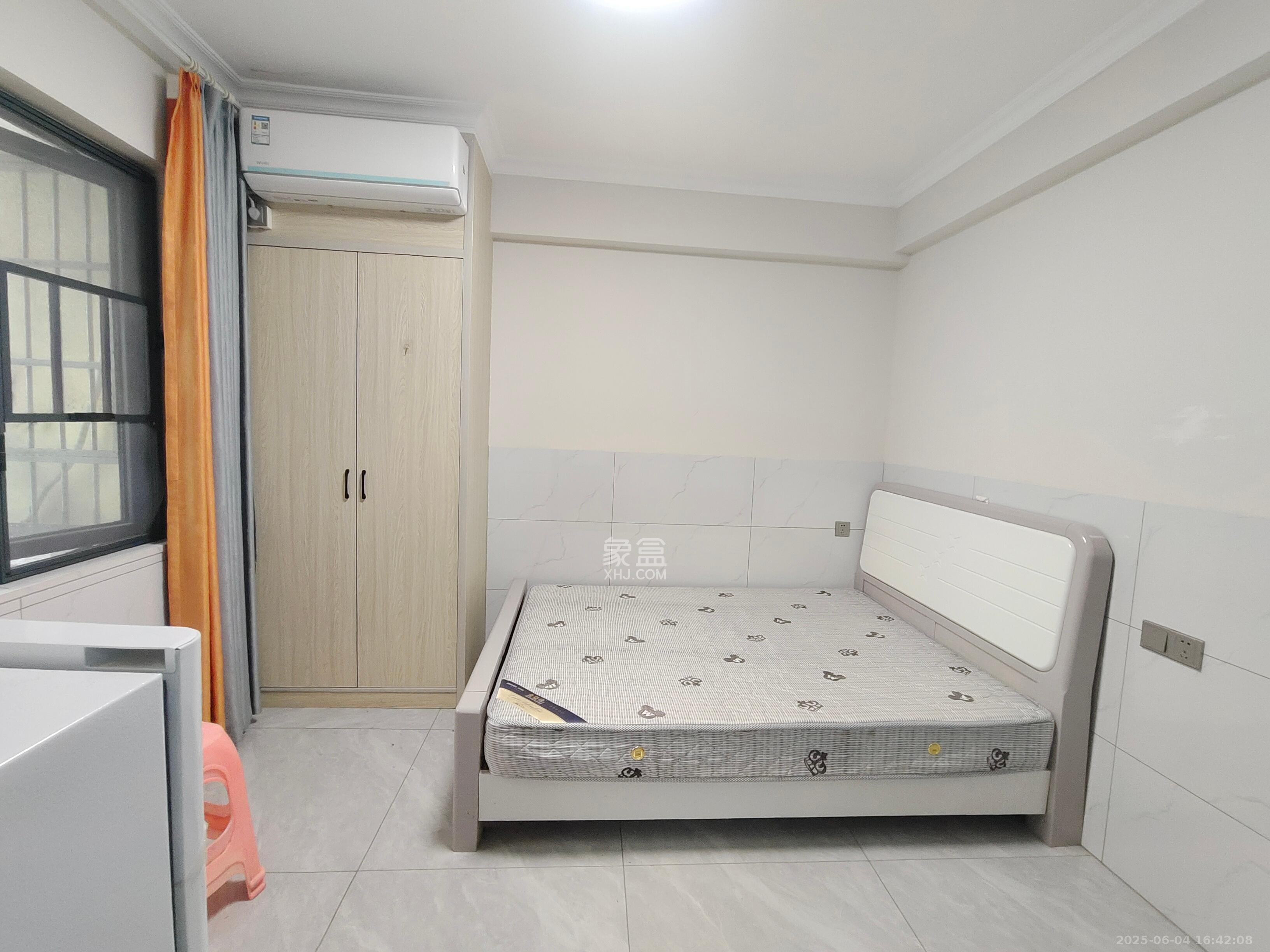 真人桥家园一期  2室1厅1卫    1200.0元/月 真人桥家园一期  2室1厅1卫    1200.0元/月室内图