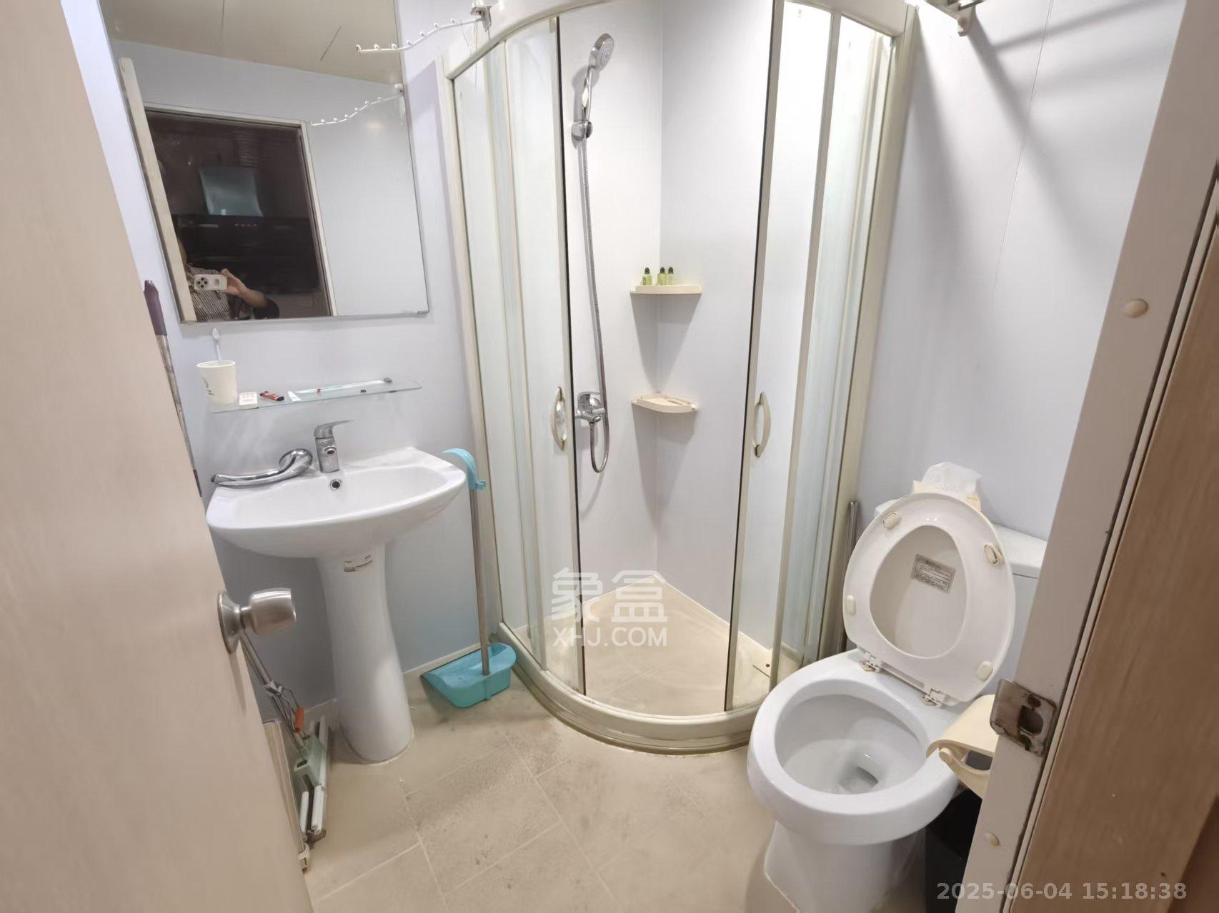 花漾年华(桂花园) 1室1厅1卫 1200.0元/月 花漾年华(桂花园) 1室1厅1卫 1200.0元/月室内图