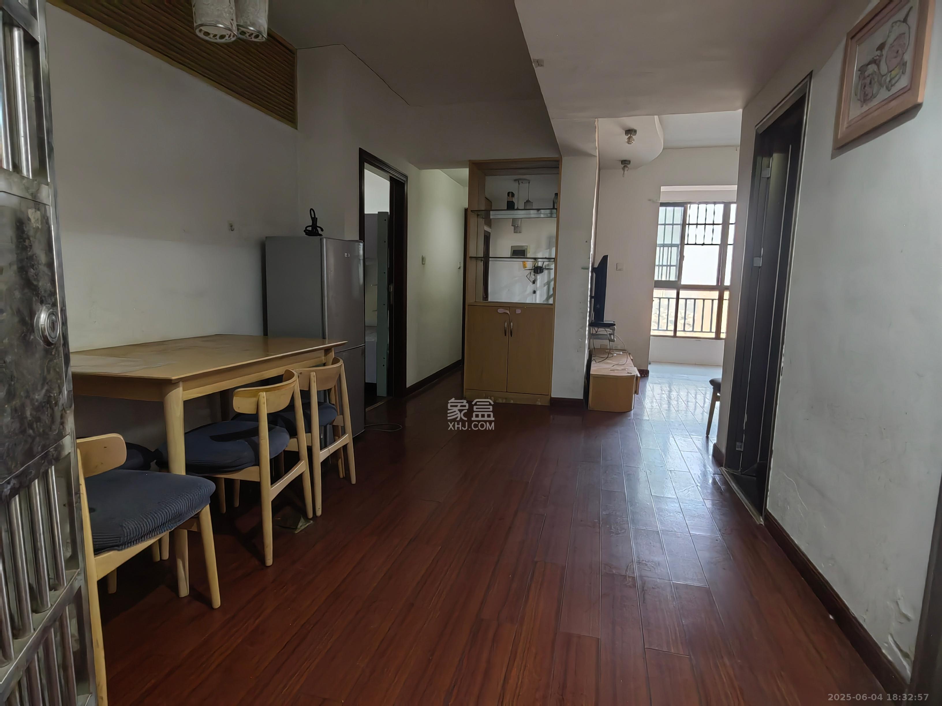 东玺门 2室2厅1卫 2500.0元/月 东玺门 2室2厅1卫 2500.0元/月室内图