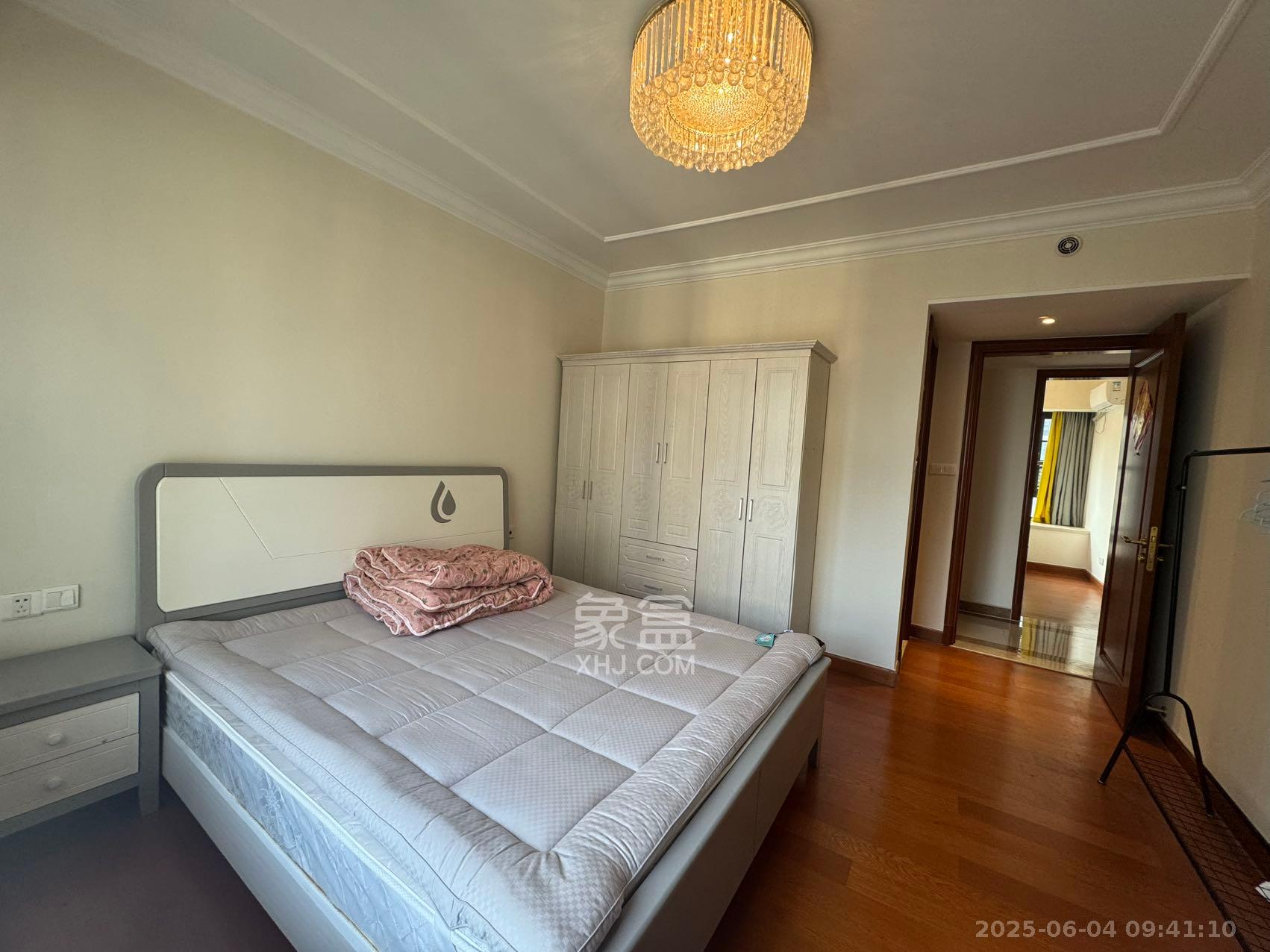 恒大书香门第  3室2厅2卫    2000.0元/月 恒大书香门第  3室2厅2卫    2000.0元/月室内图