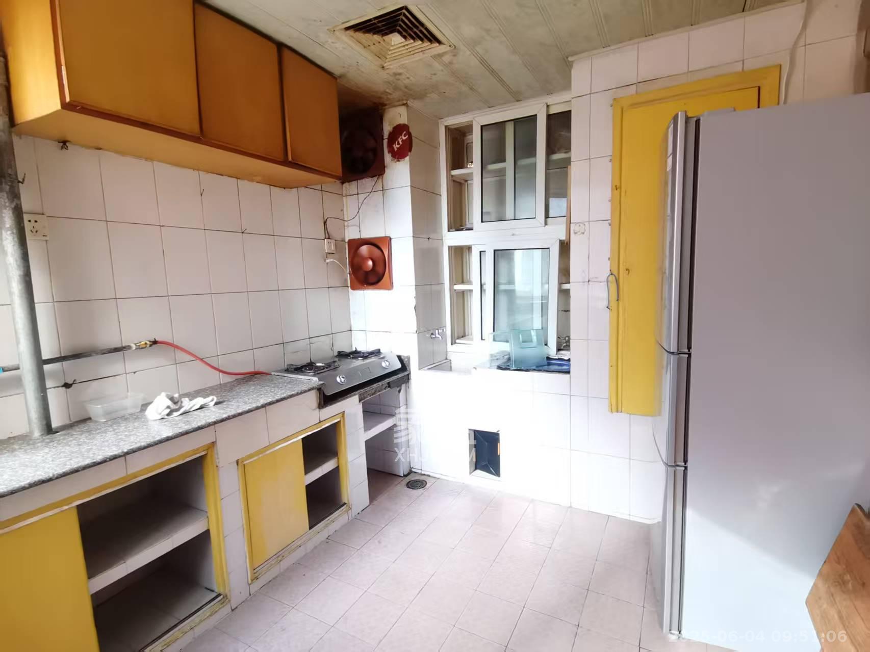 交通厅宿舍 3室2厅1卫 2900.0元/月 交通厅宿舍 3室2厅1卫 2900.0元/月室内图