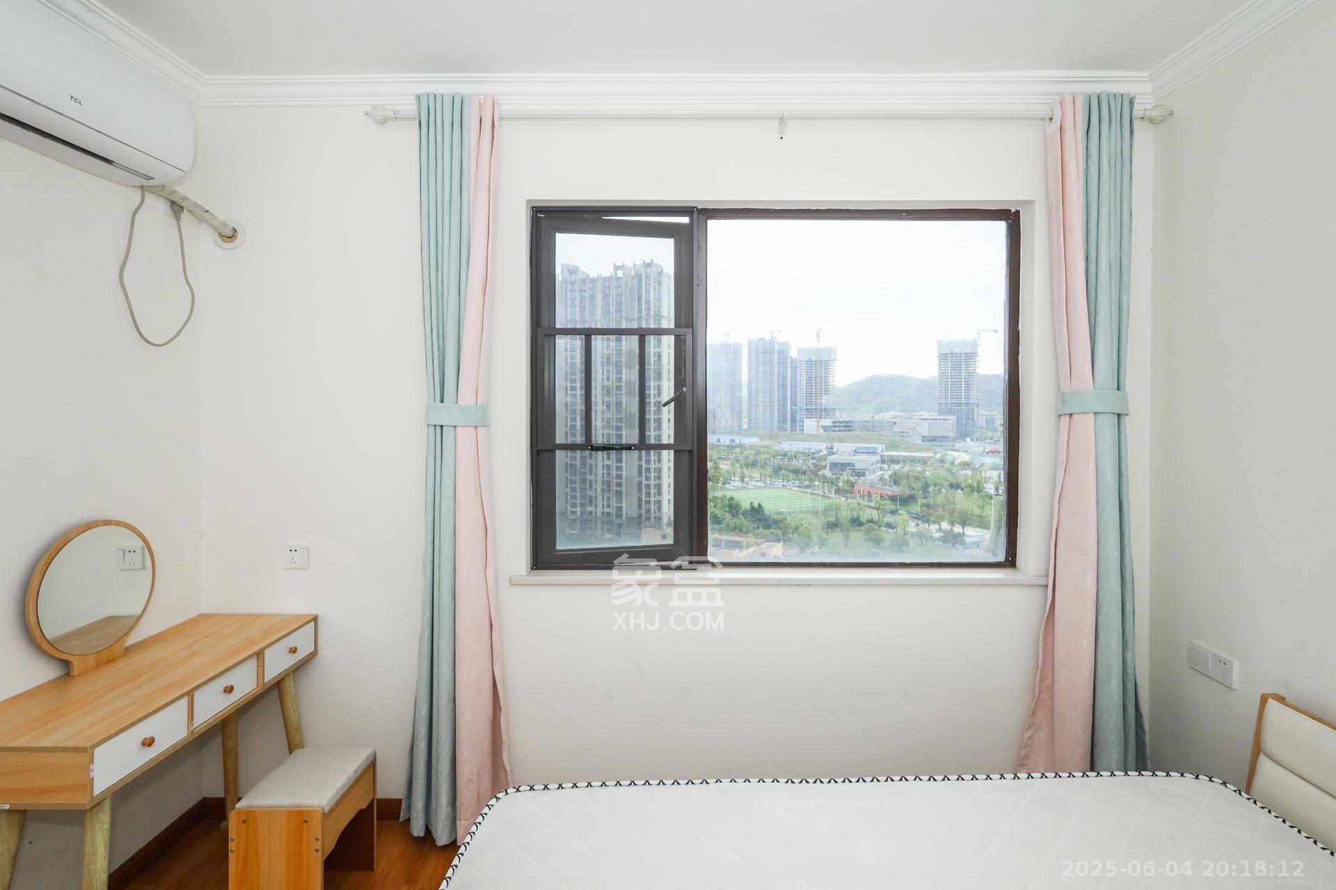 梅溪鑫苑名家  3室2厅1卫   2800.00元/月室内图