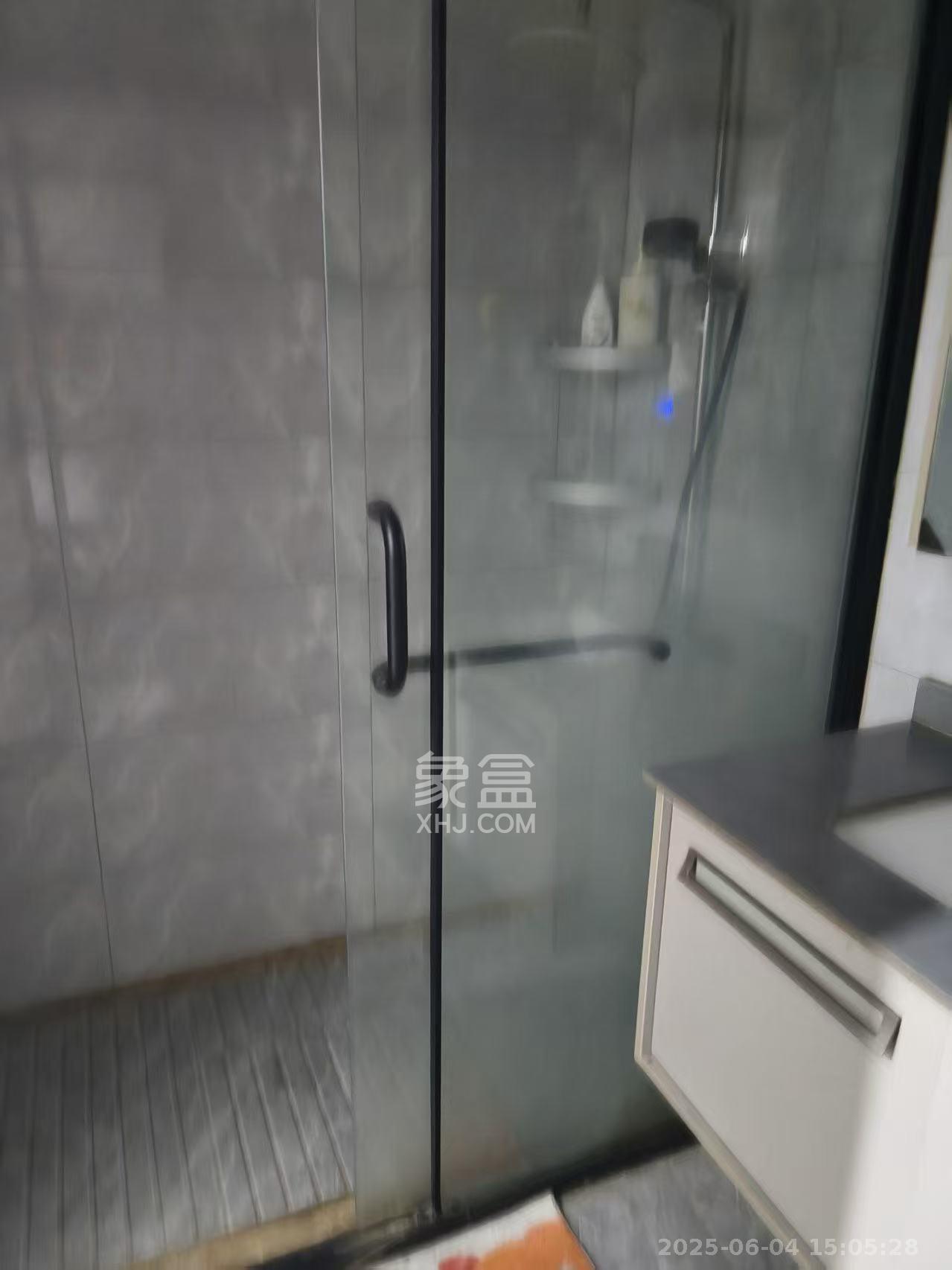 振业城三期  2室1厅1卫   2200.00元/月室内图