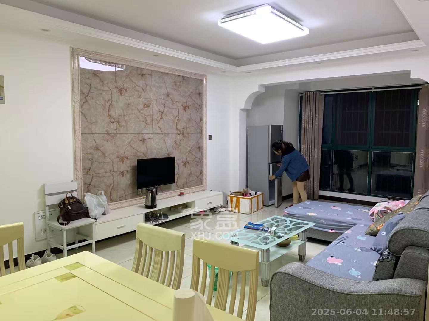 才子嘉都 3室2厅1卫 2200.0元/月 才子嘉都 3室2厅1卫 2200.0元/月室内图