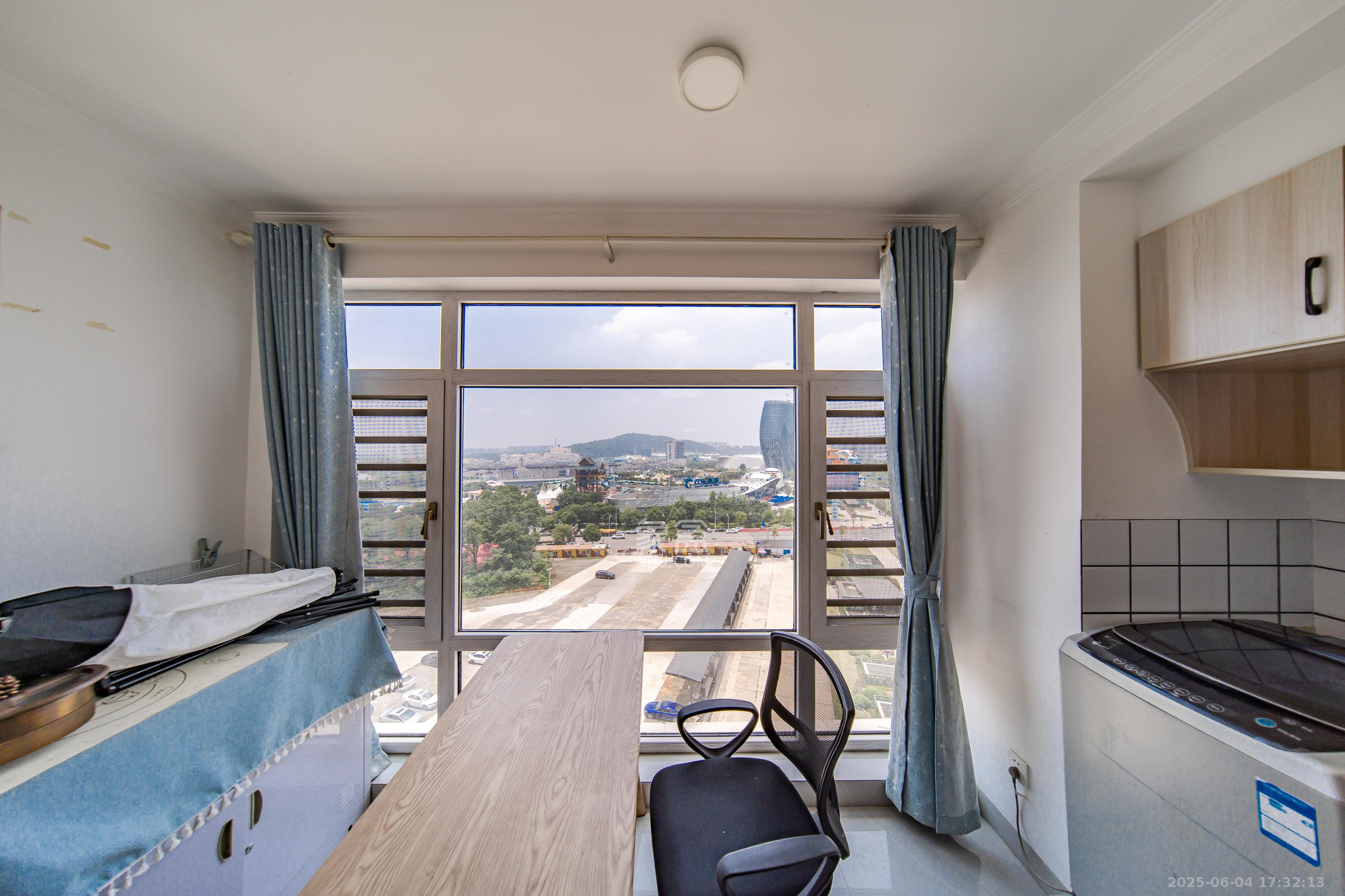 洋湖春园 2室1厅1卫 54.0万 洋湖春园 2室1厅1卫 54.0万阳台